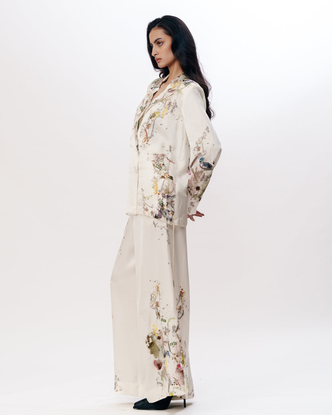 Sharp Blazer With Trousers