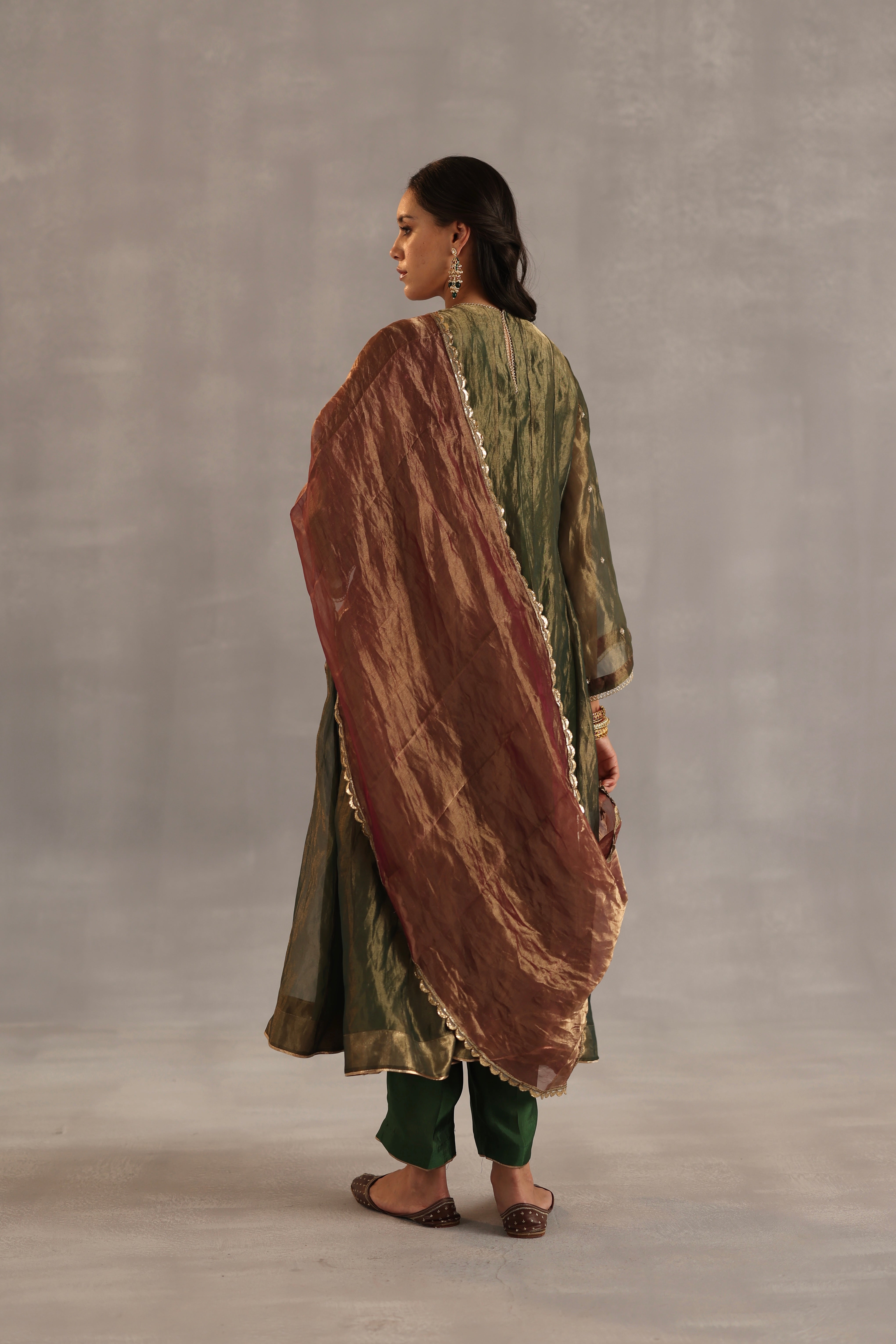 Navratna Kurta Set