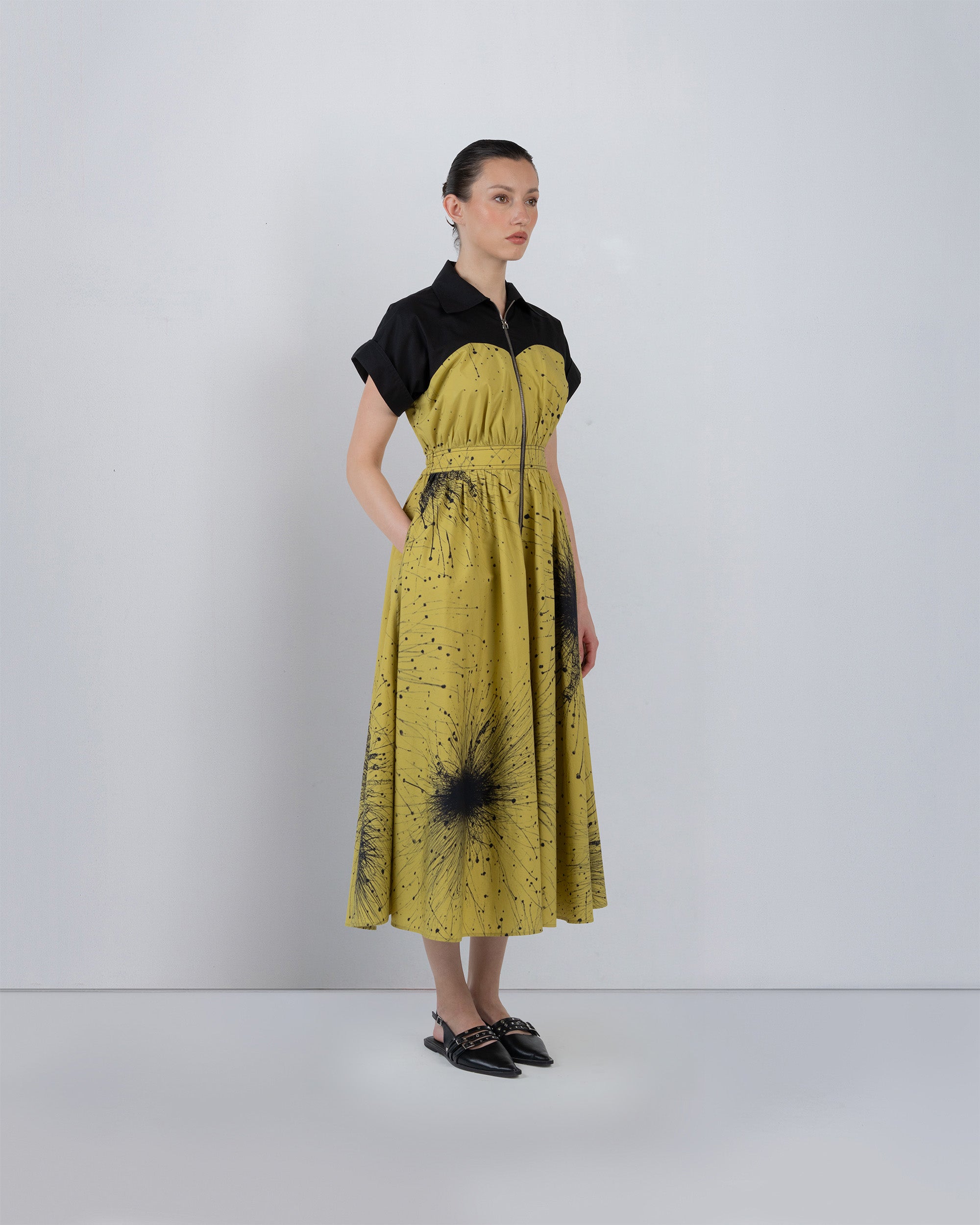 Cup Zipper Dress