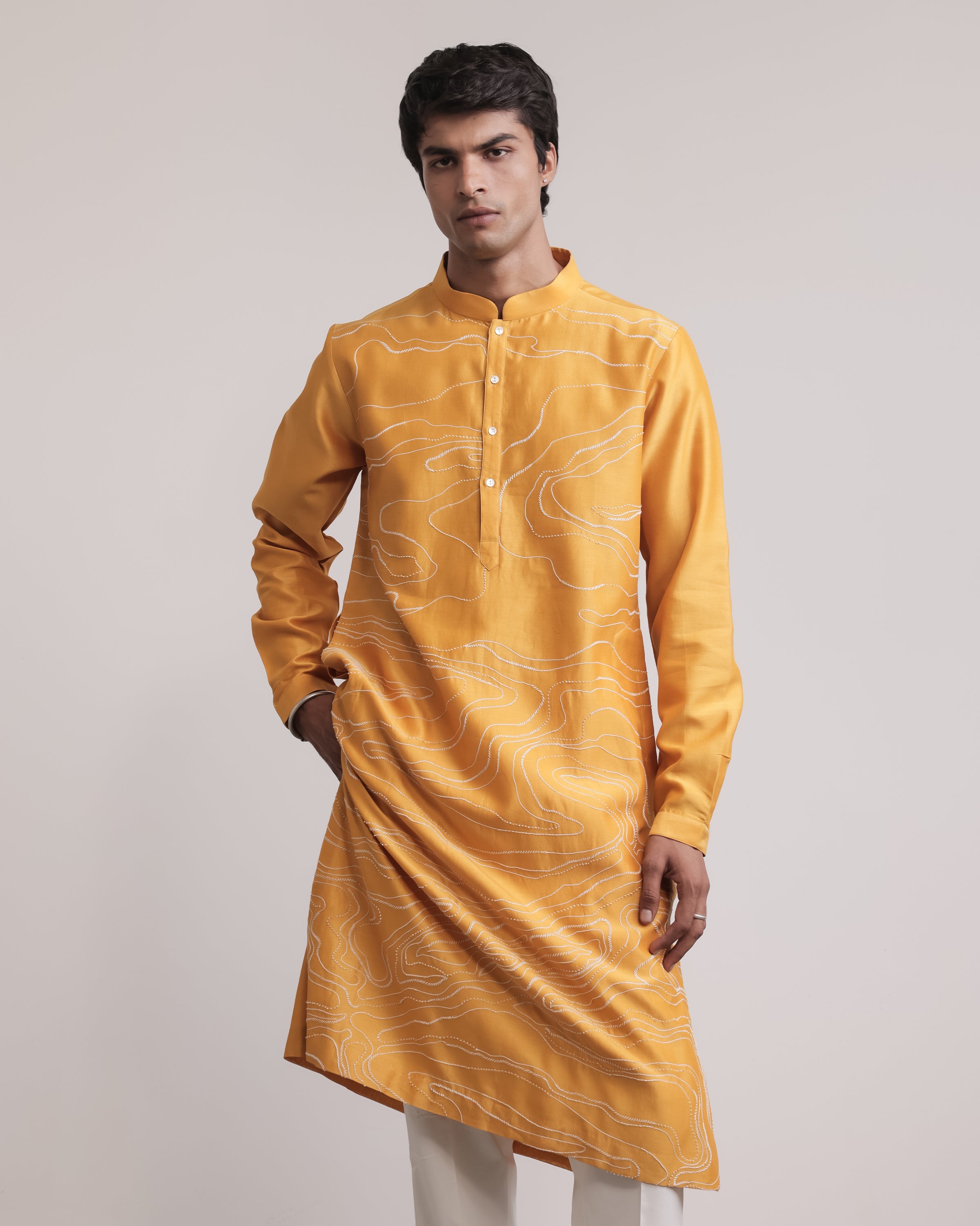 Pathway Outline Kurta Set