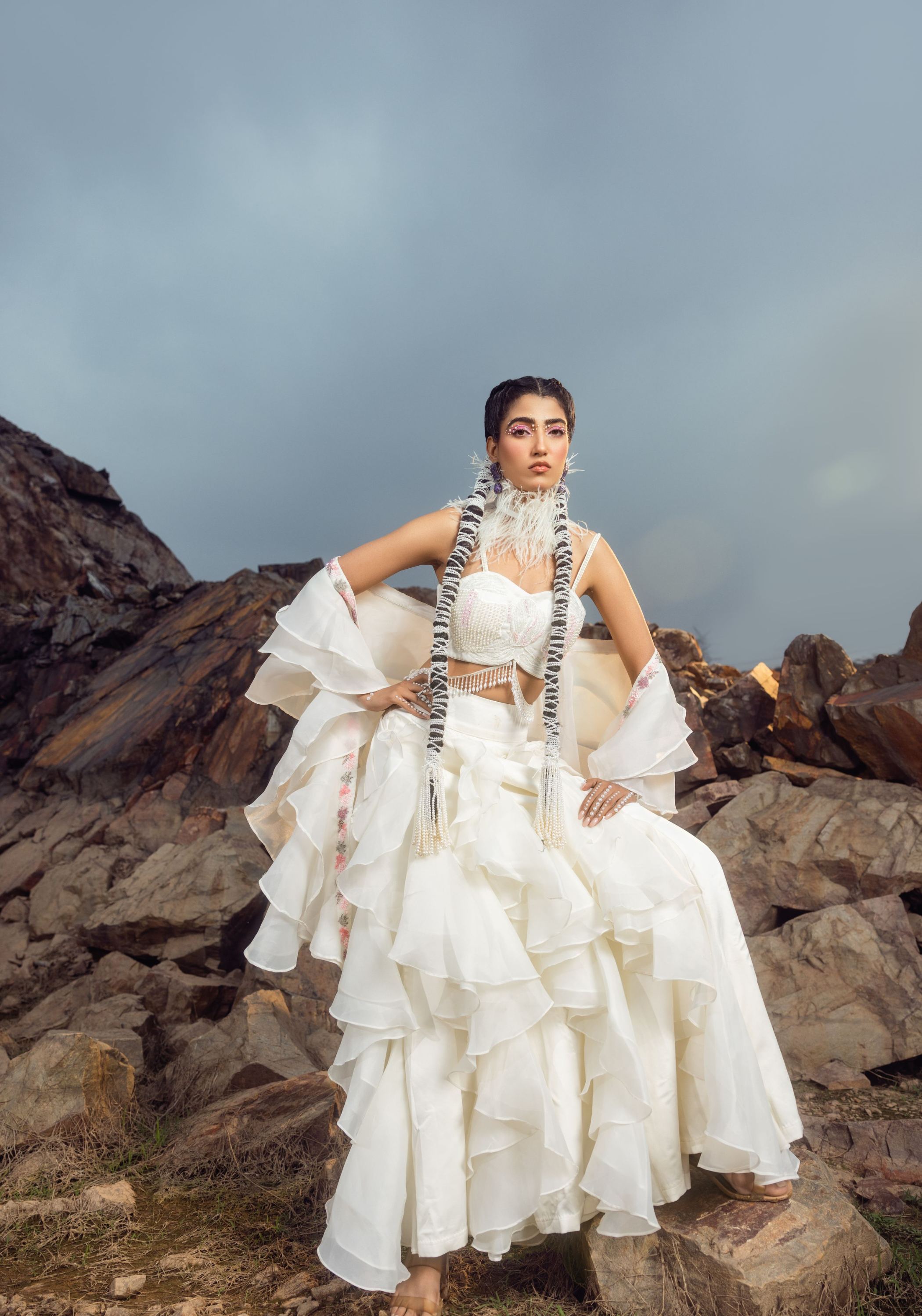 3D Layered Pant with Bustier and Frill Dupatta
