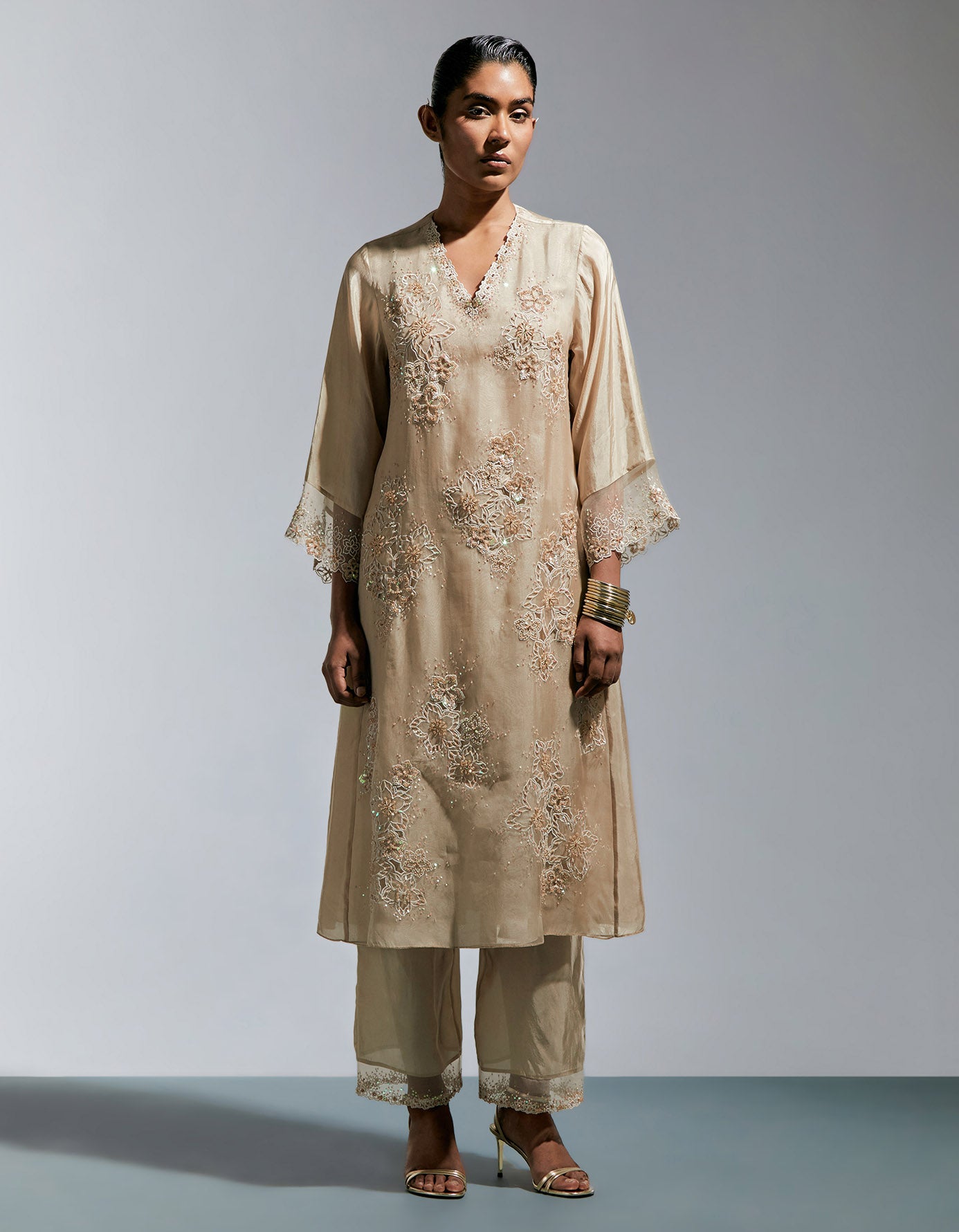 Shell Silk Kurta Set With Floral Thread Work