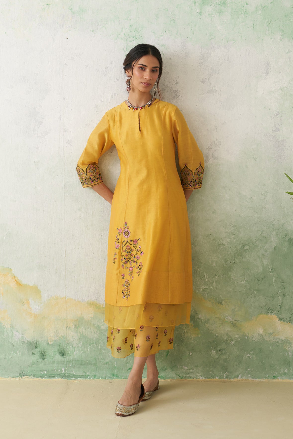 Kashmiri Emb. Kurta Set