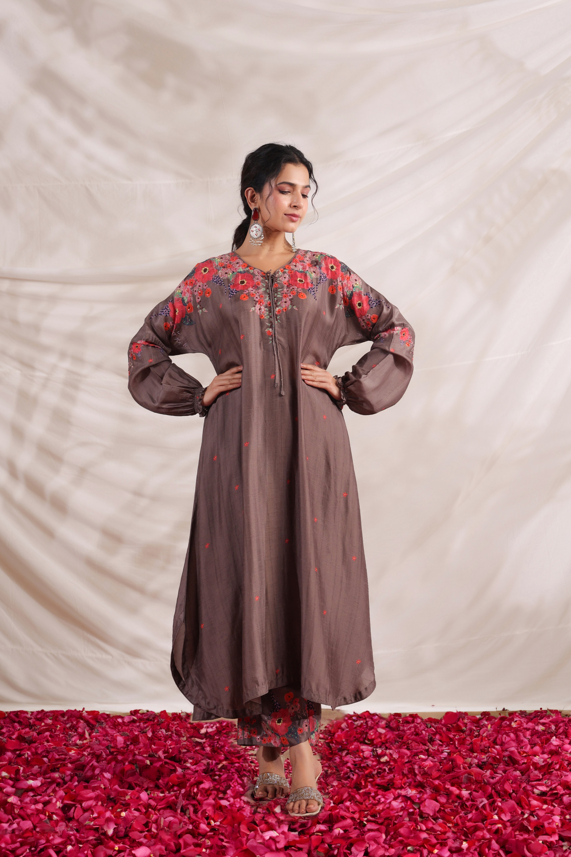 Bahaar Shoulder Embroidered Kurta Set