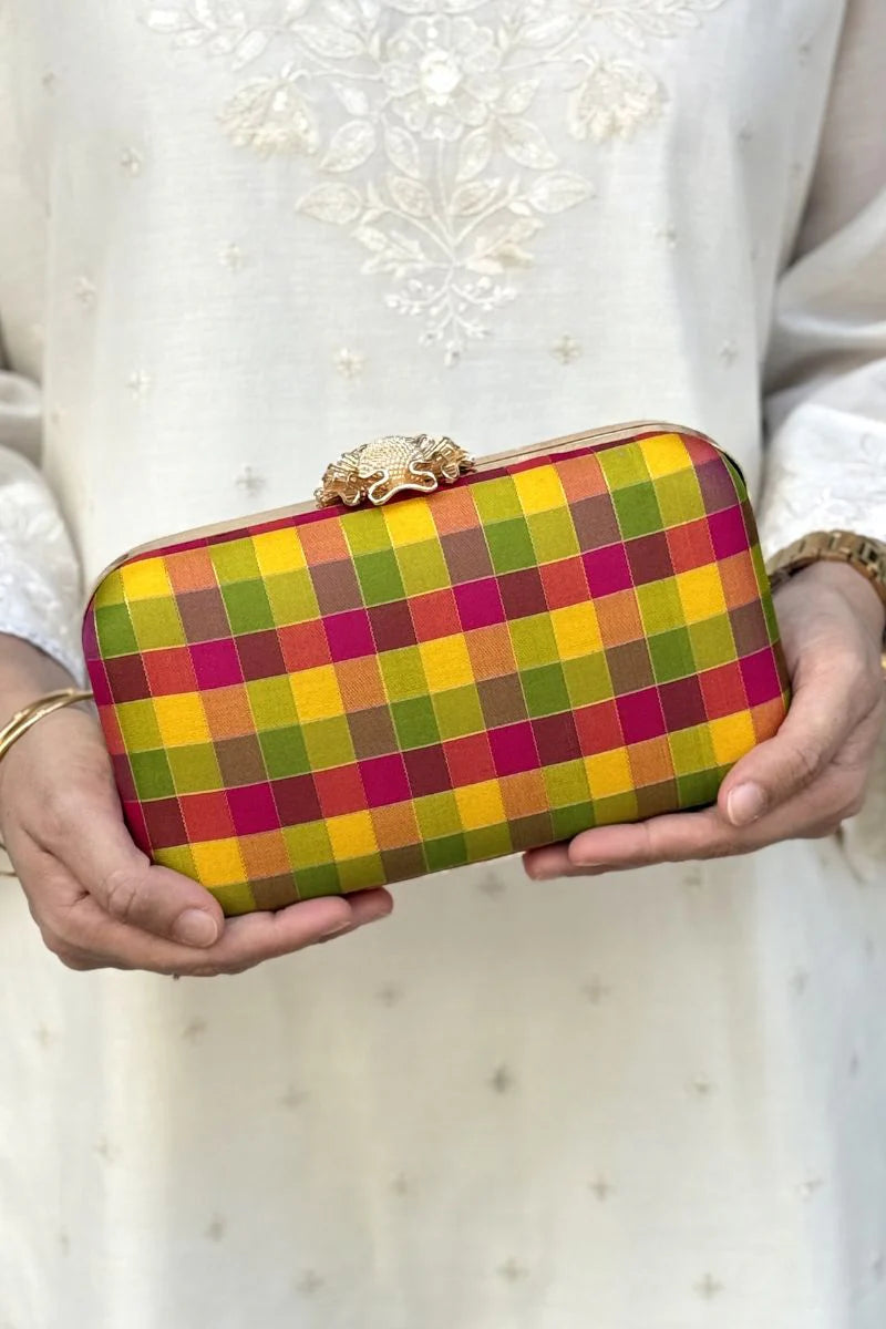 Yaazhi Silk Kattam Clutch - Multicolor
