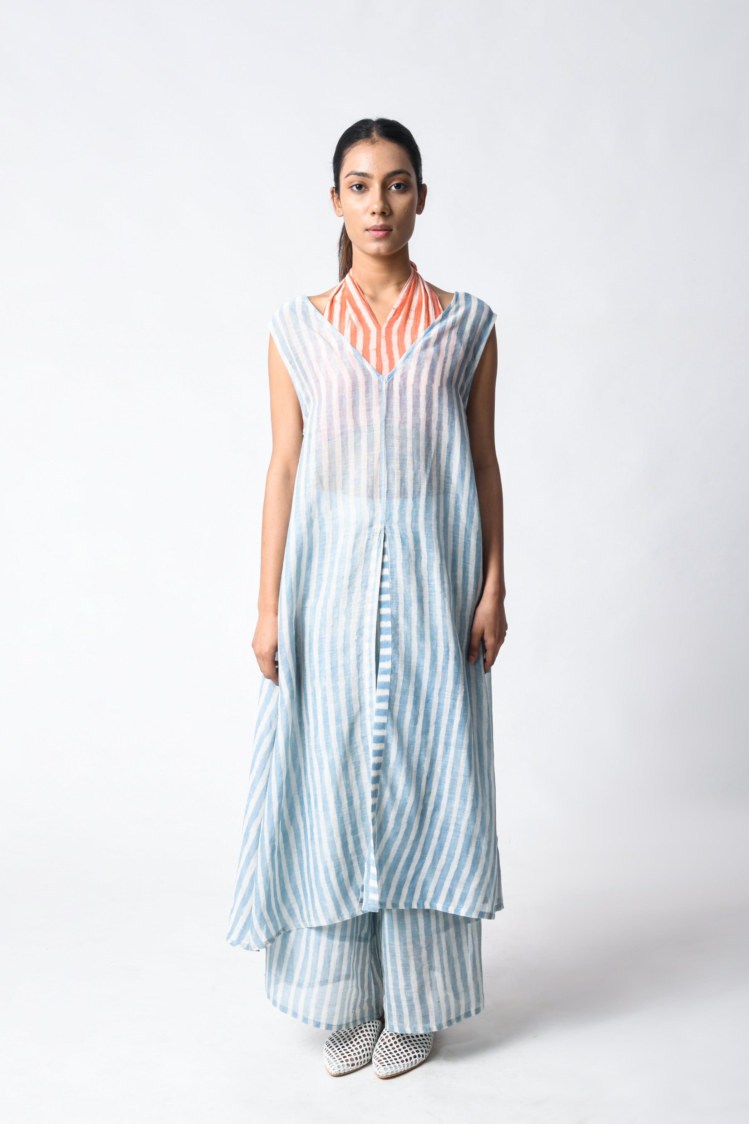 V Tunic Sky Set