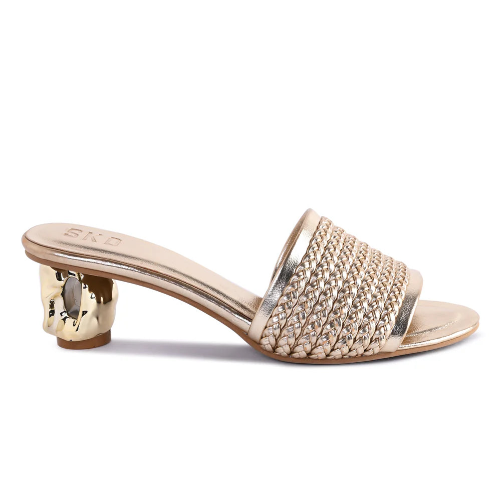 Camilla Gold