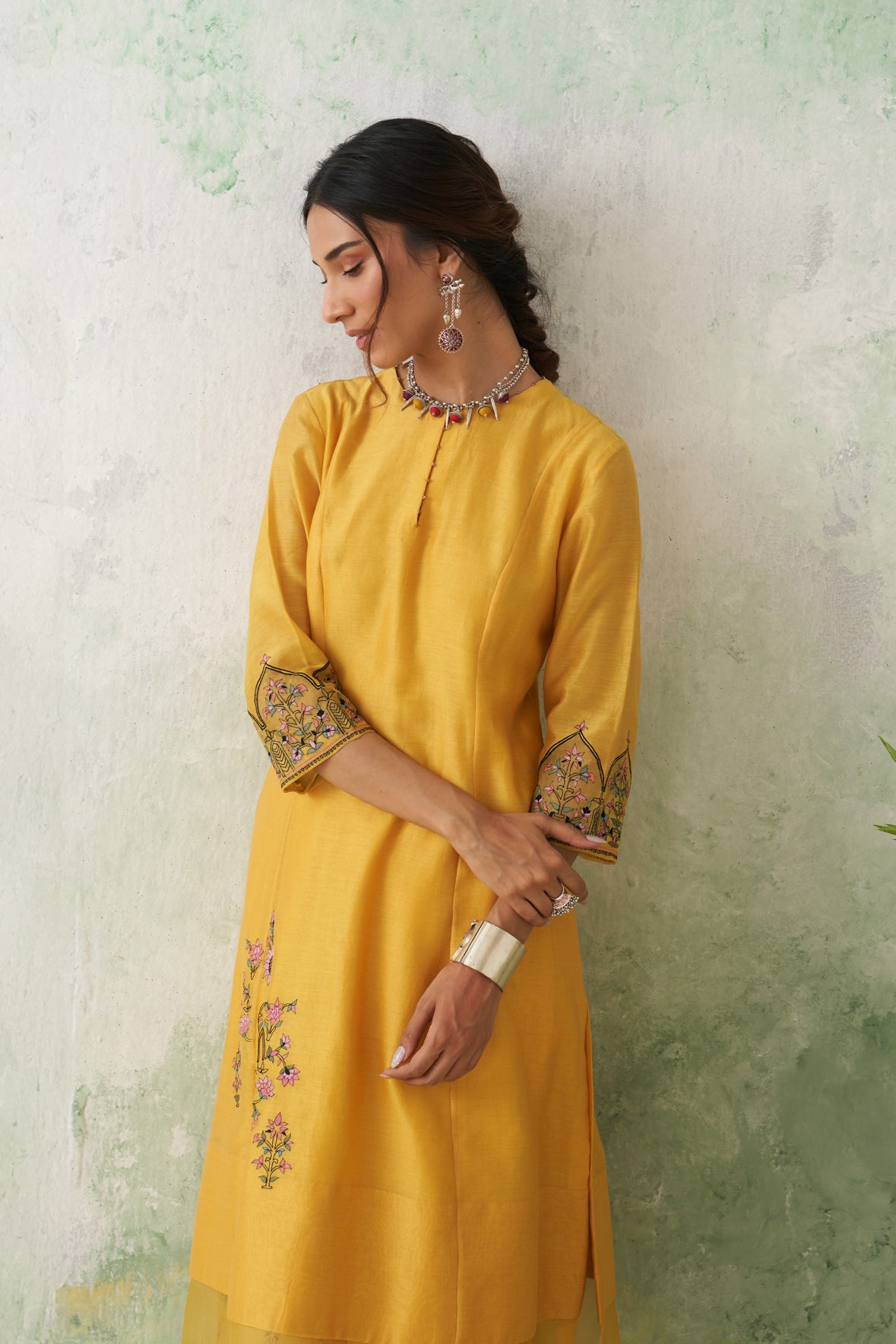 Kashmiri Emb. Kurta Set