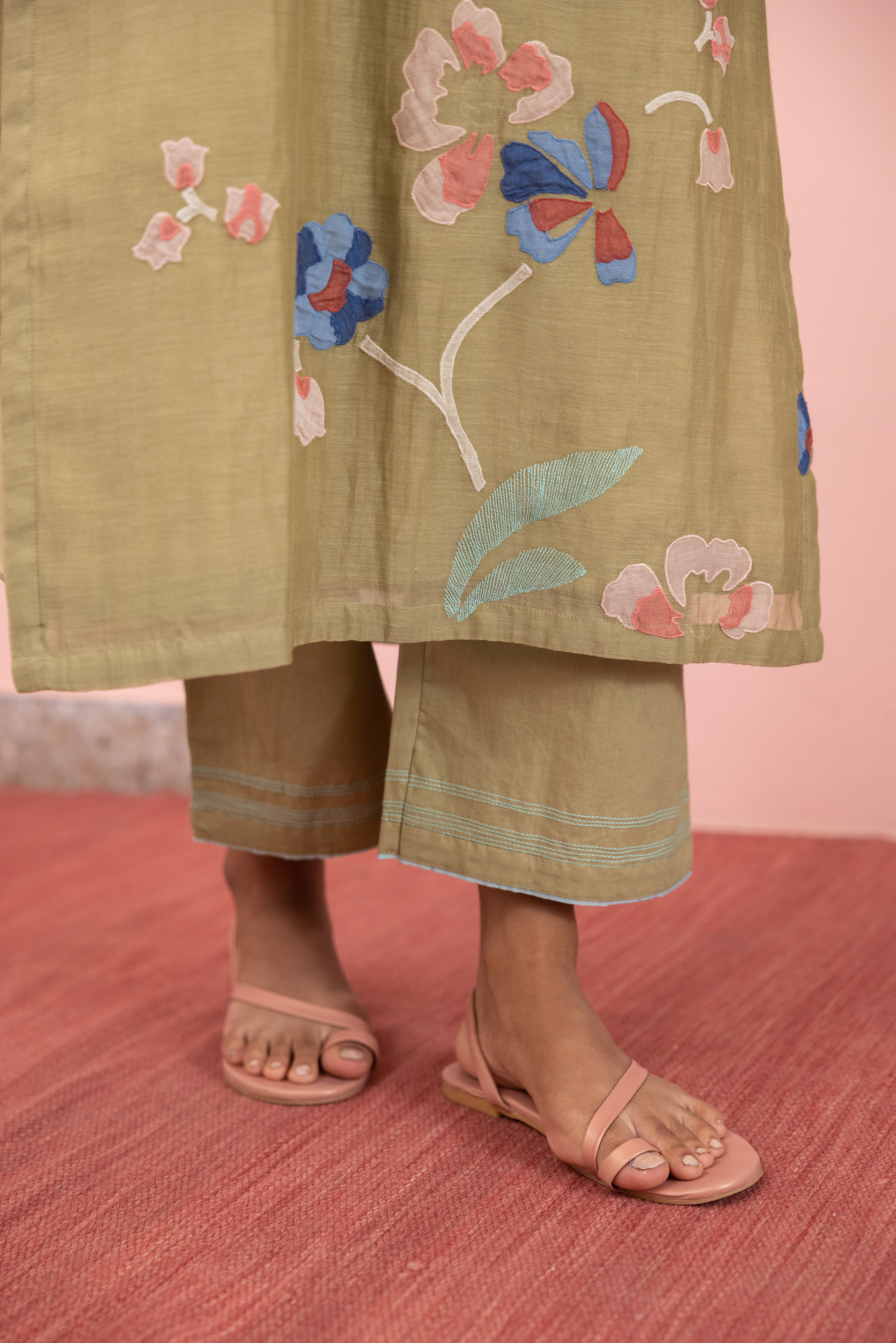 Fern Floral Applique Kurta Set