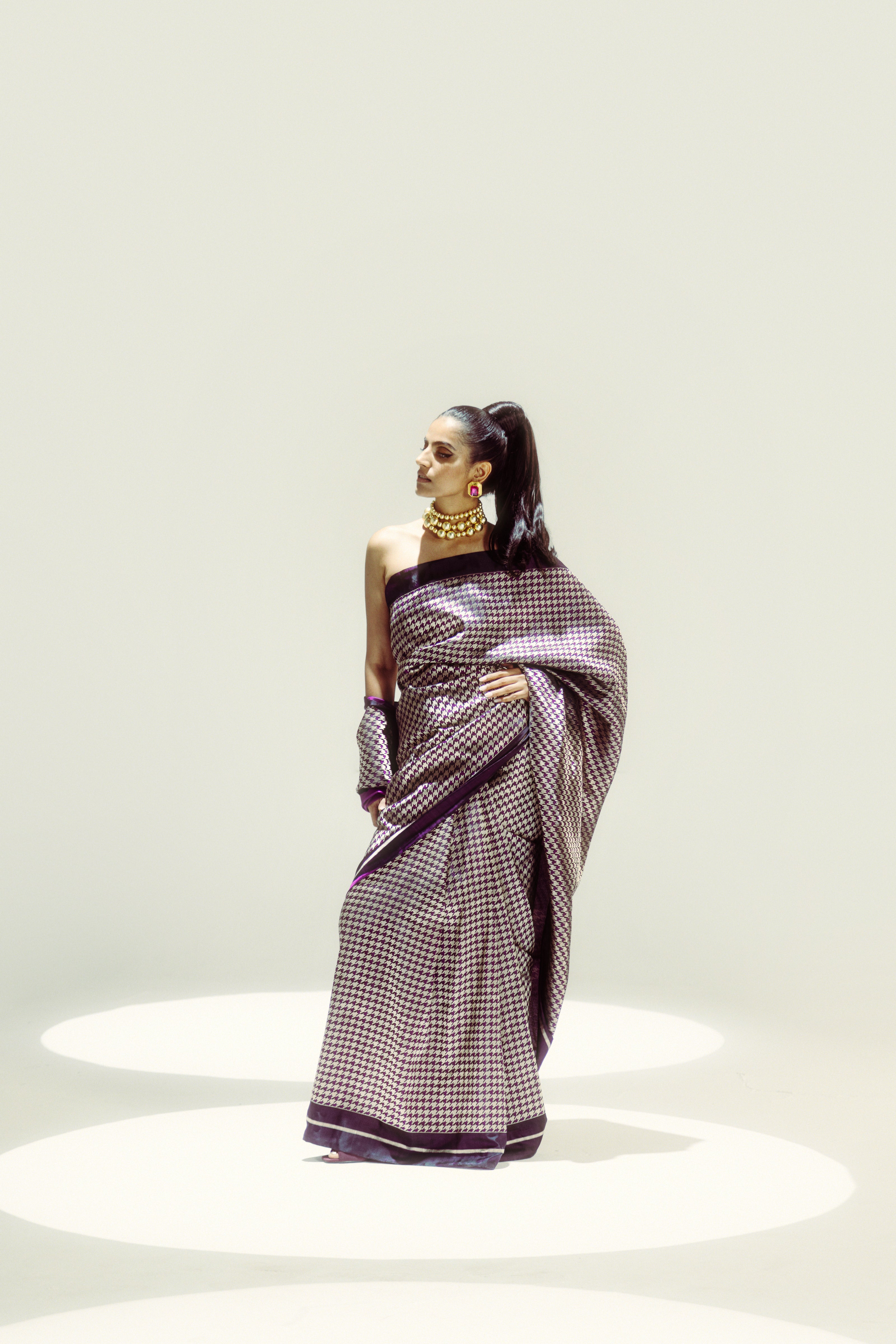 Small Houndstooth Zari