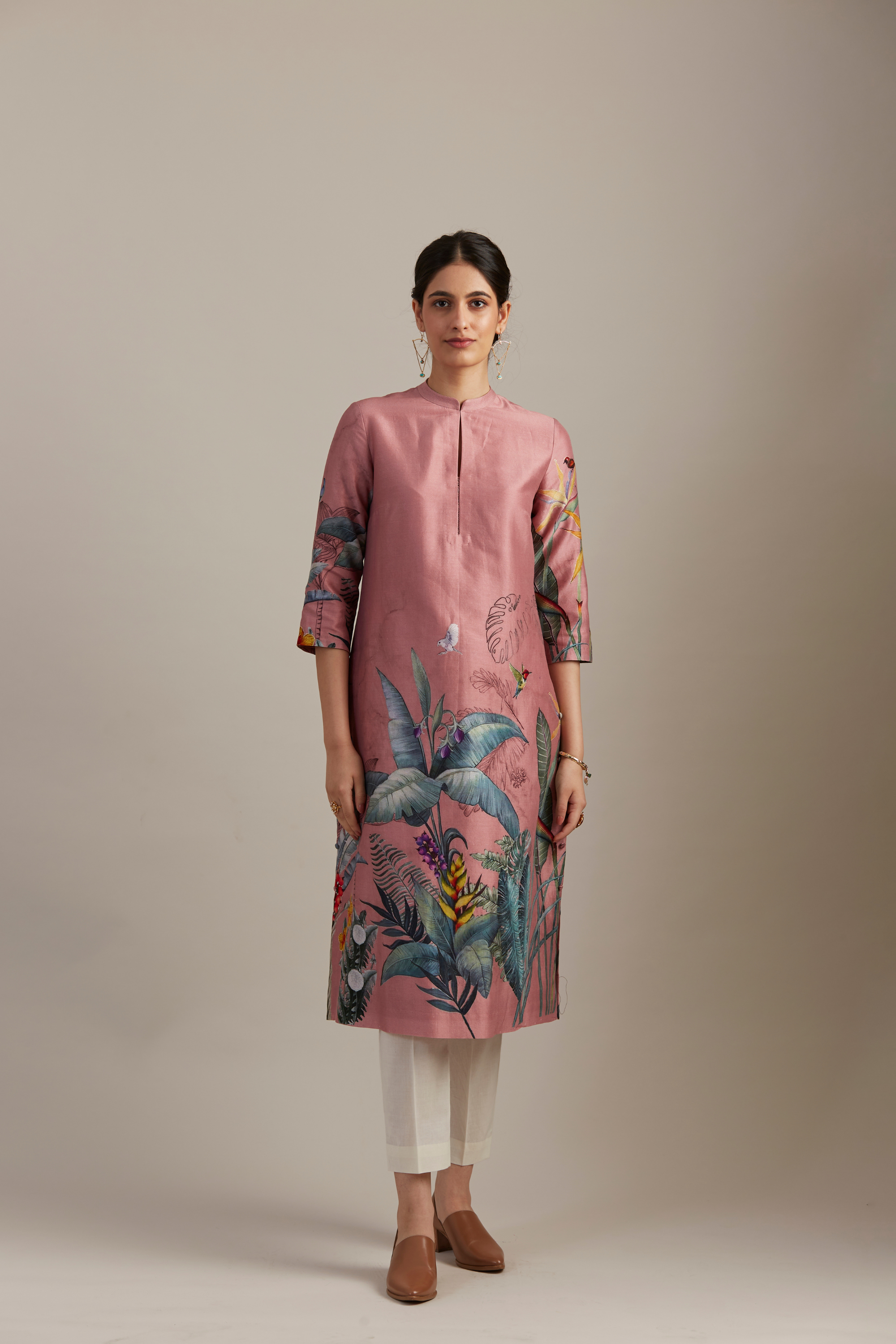 Salmon Pink Silk Chanderi Kurta, Adorned With Forest Print