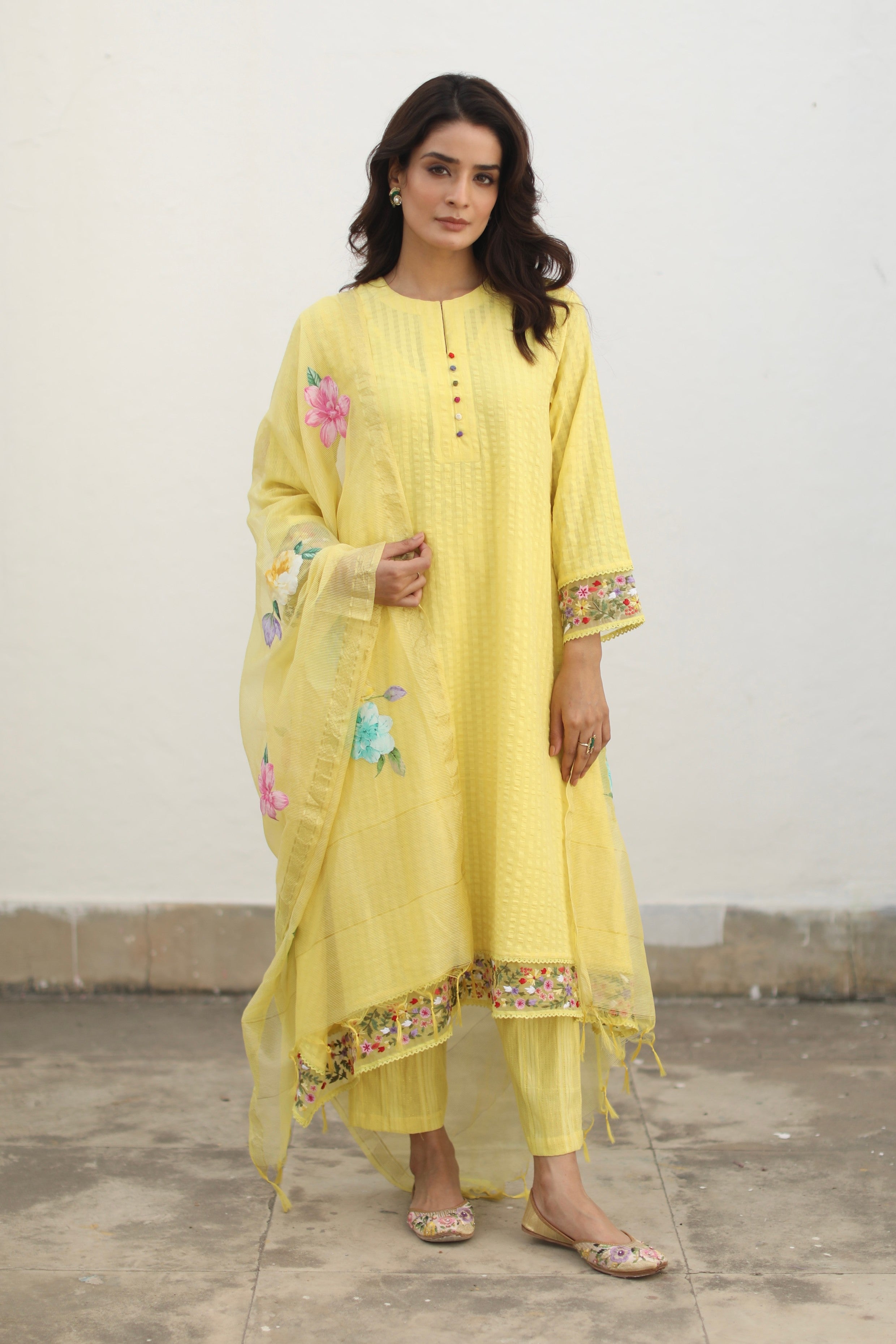 Sharnaaz Kurta Set