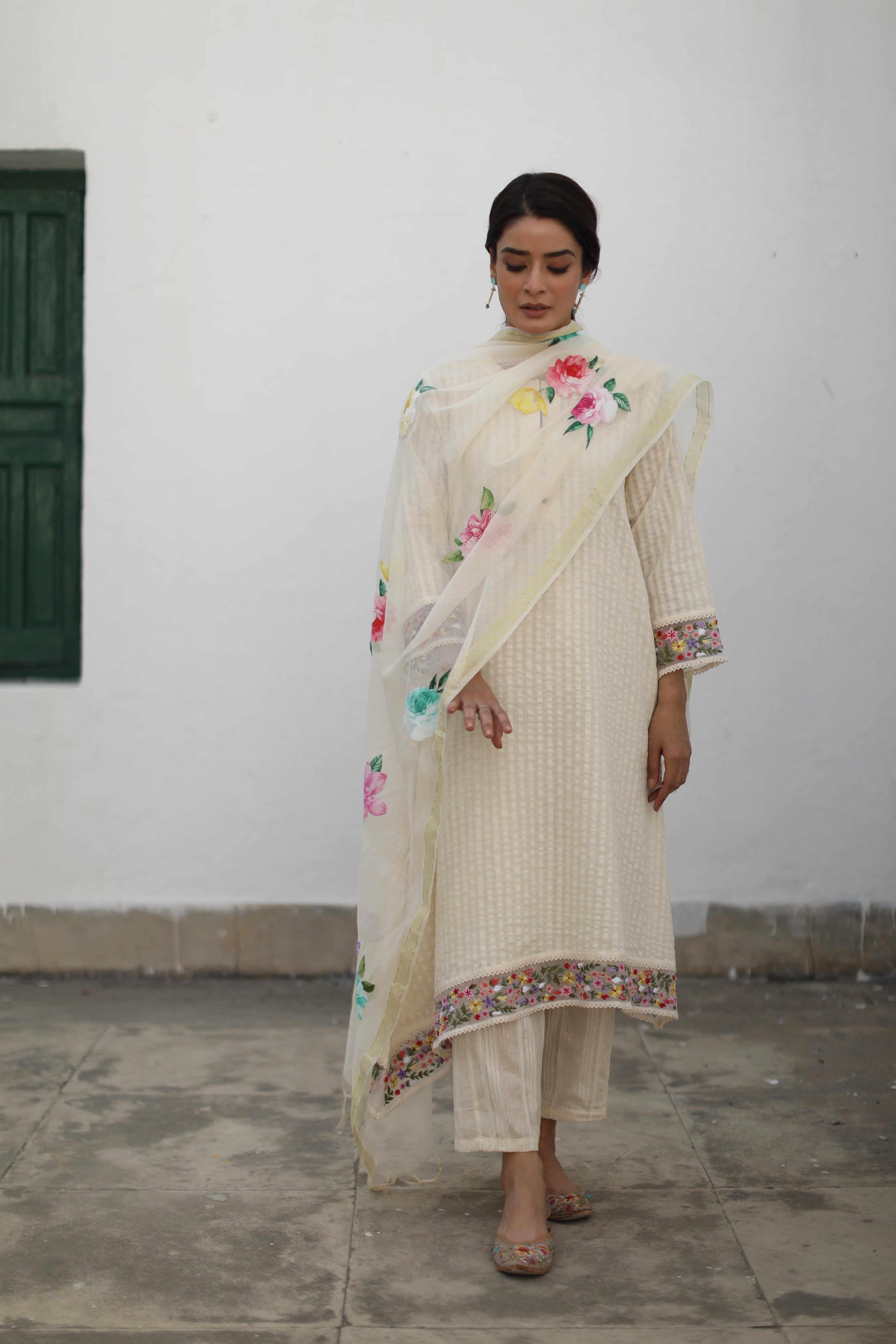 Sharnaaz Kurta Set