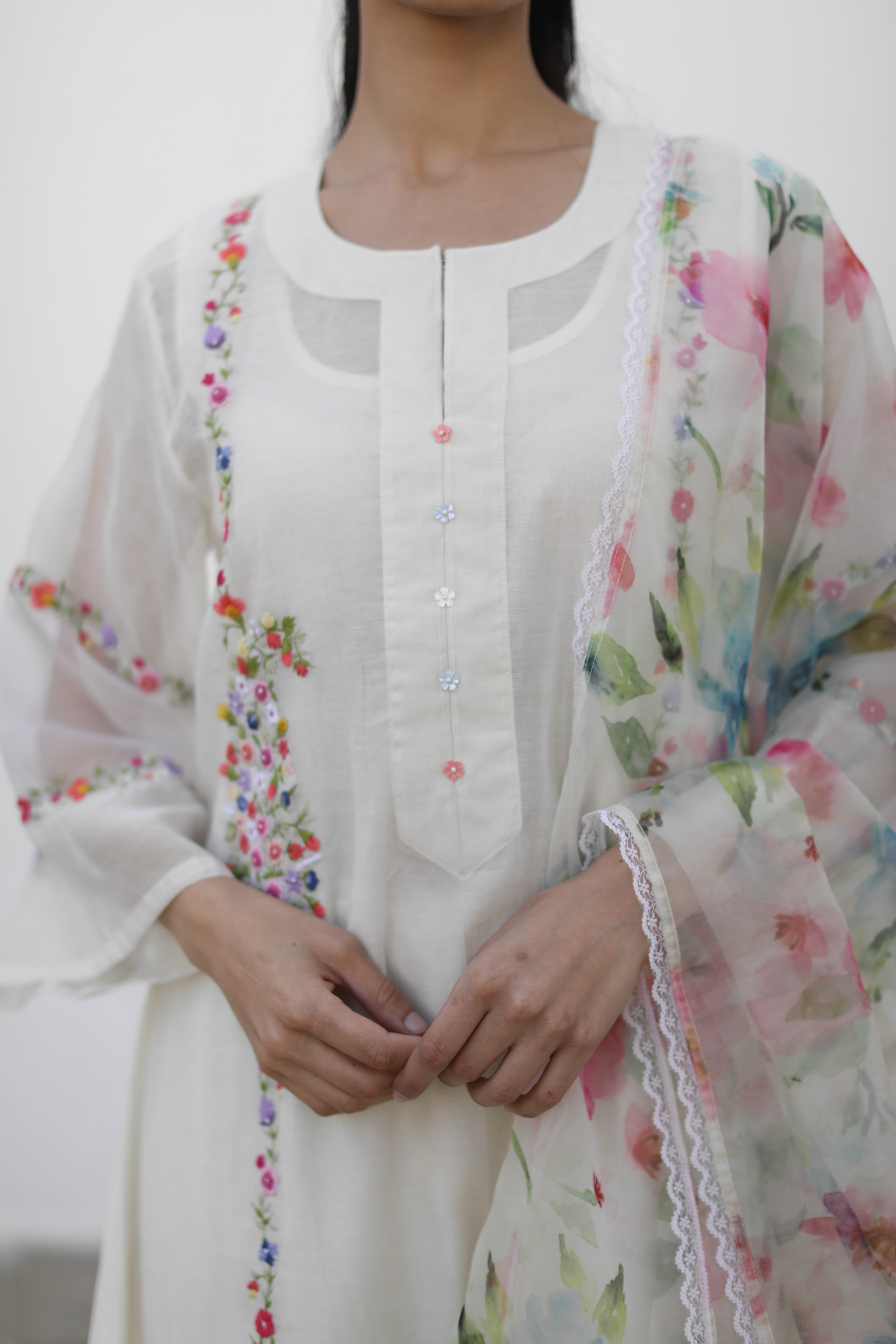 Shikaara Kurta Set