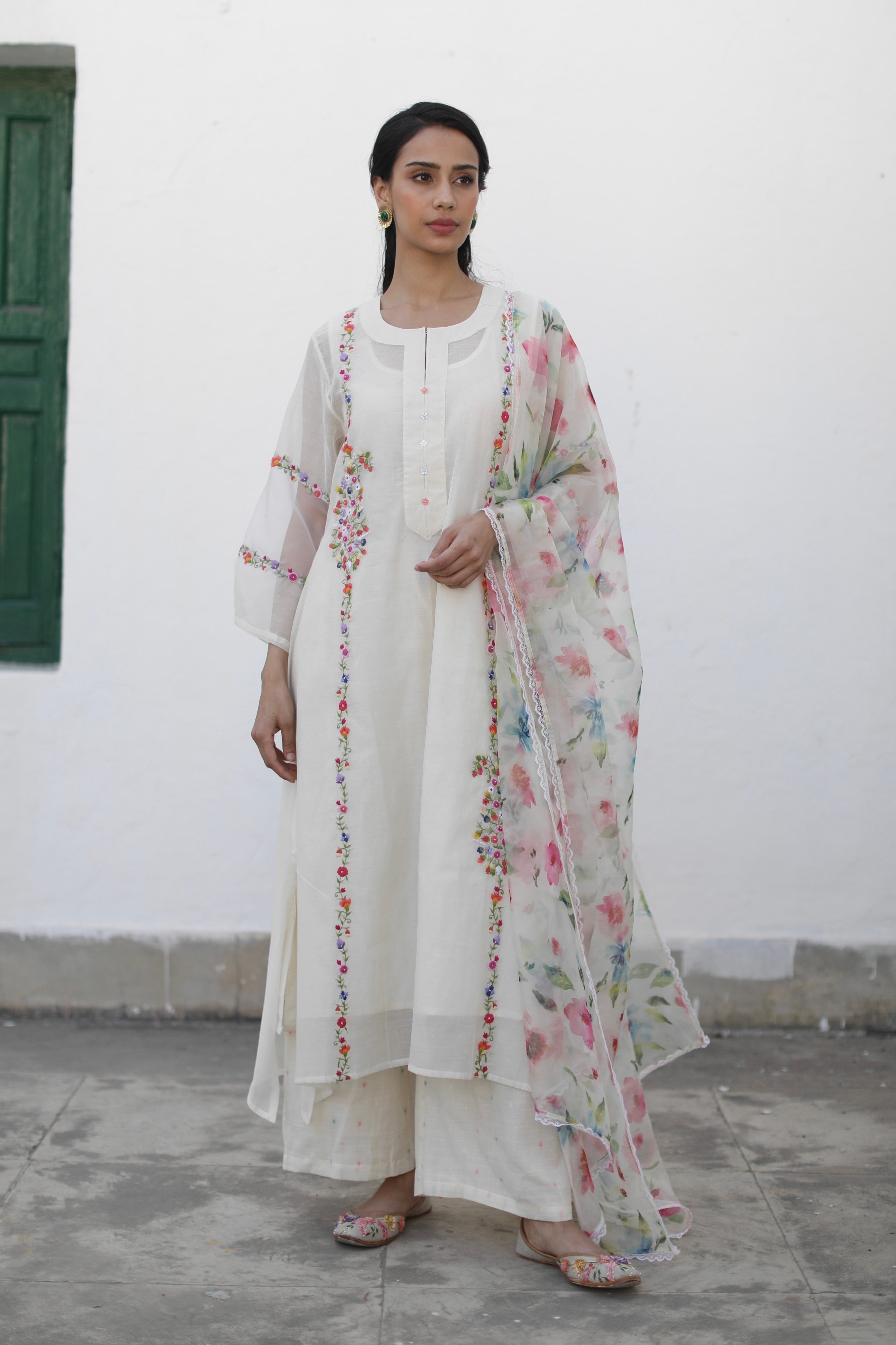 Shikaara Kurta Set