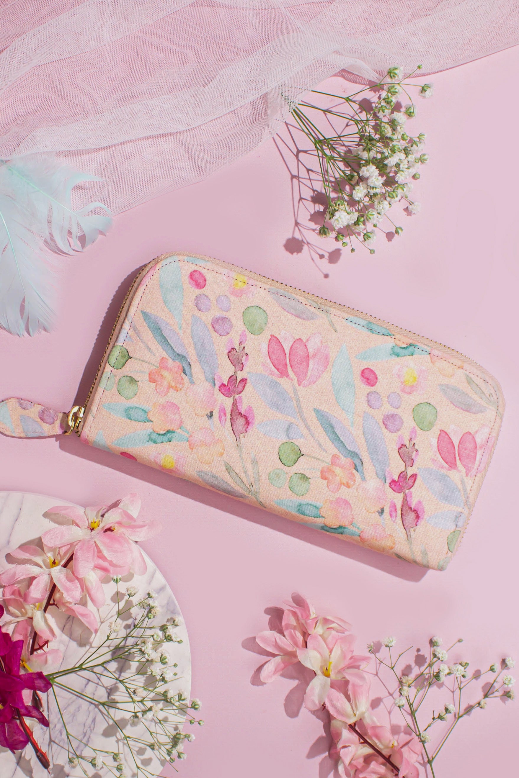 Pink discount floral wallet