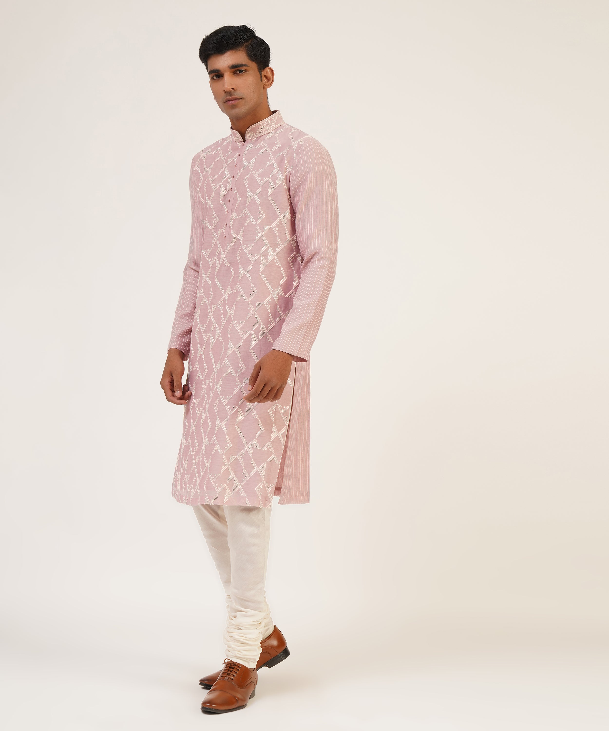 Thread Embroidered Kurta Set