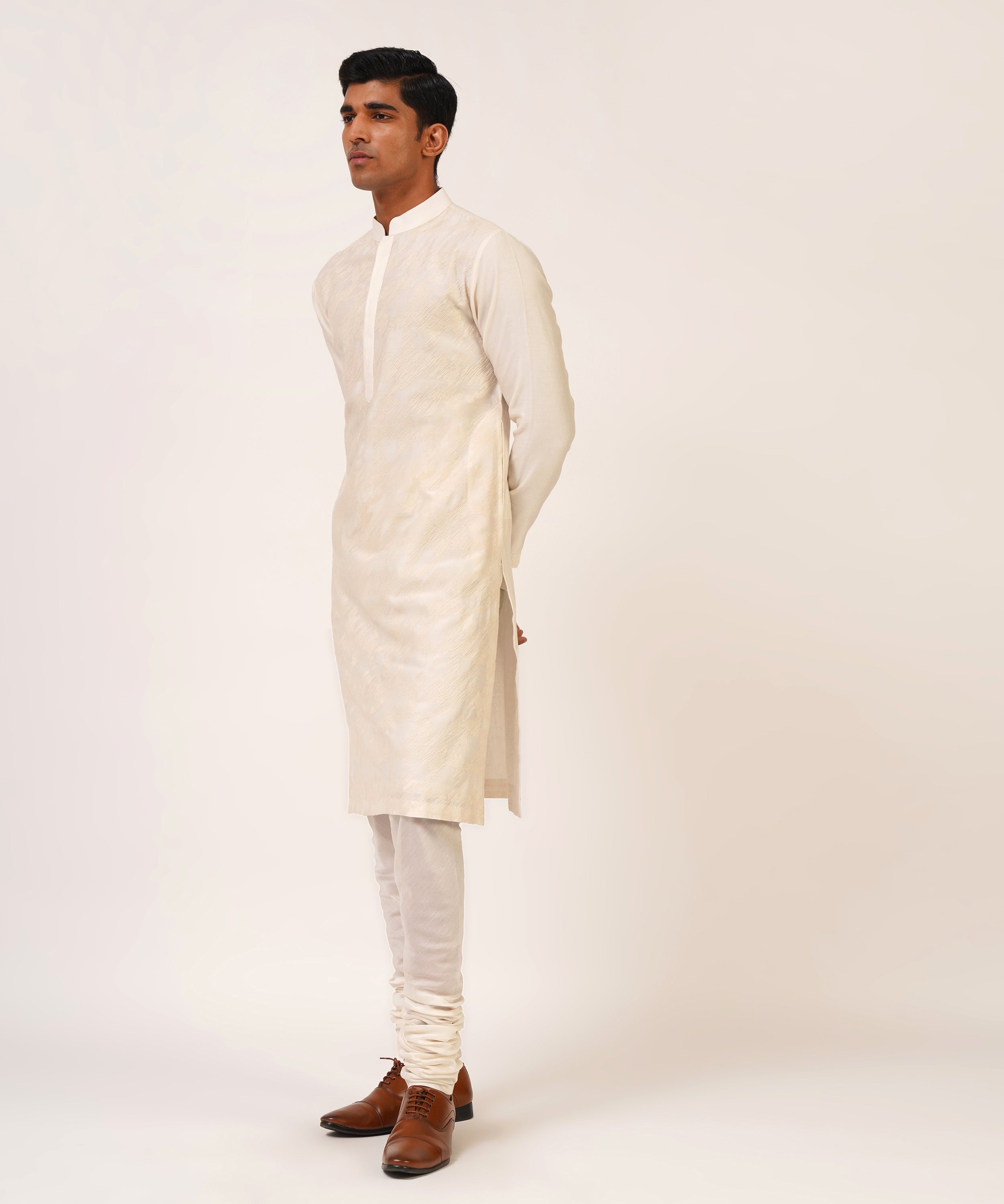 Diagonal Line Embroidered Kurta Set