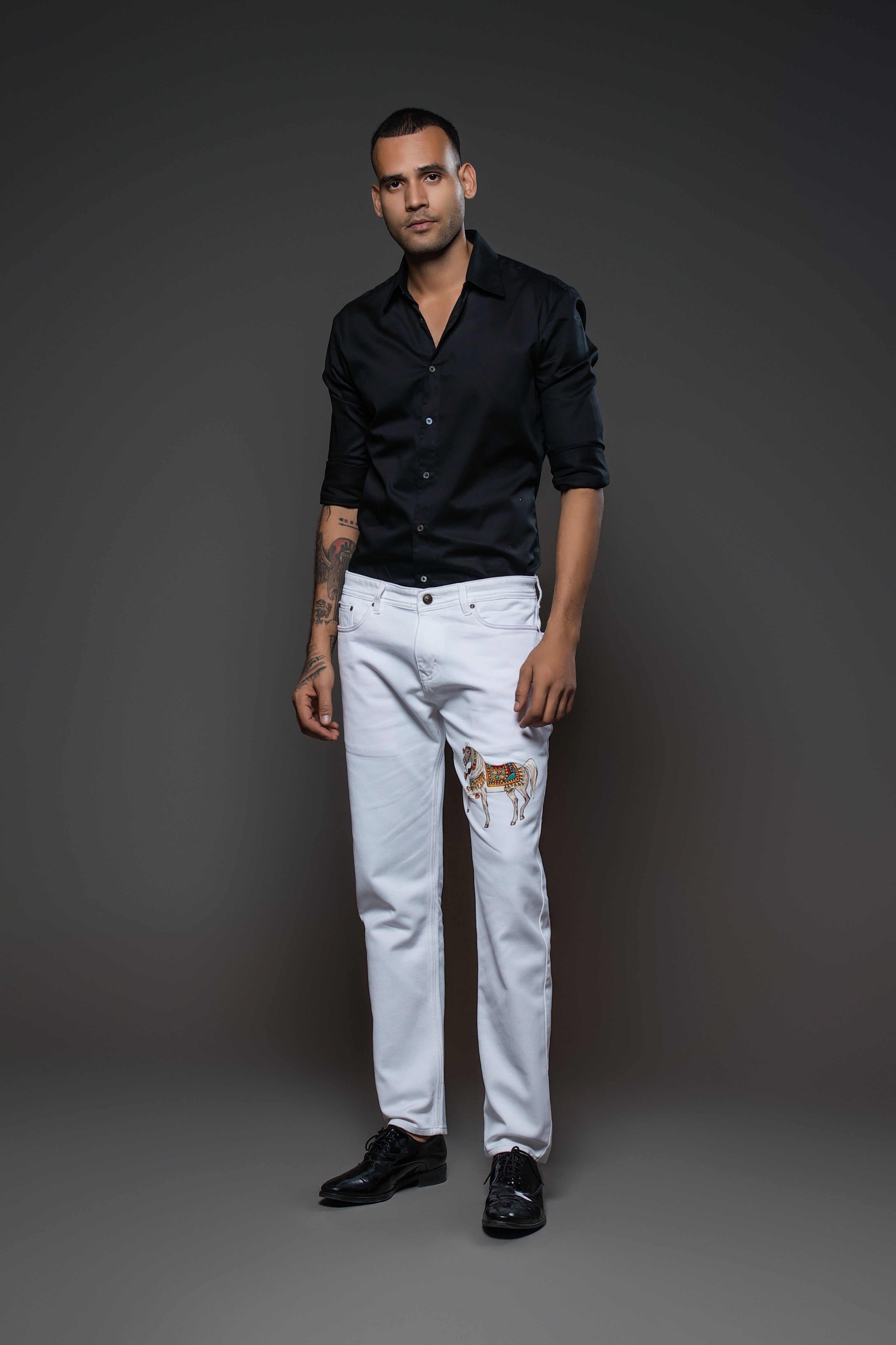 Off White Jeans with full horse embroidery motif