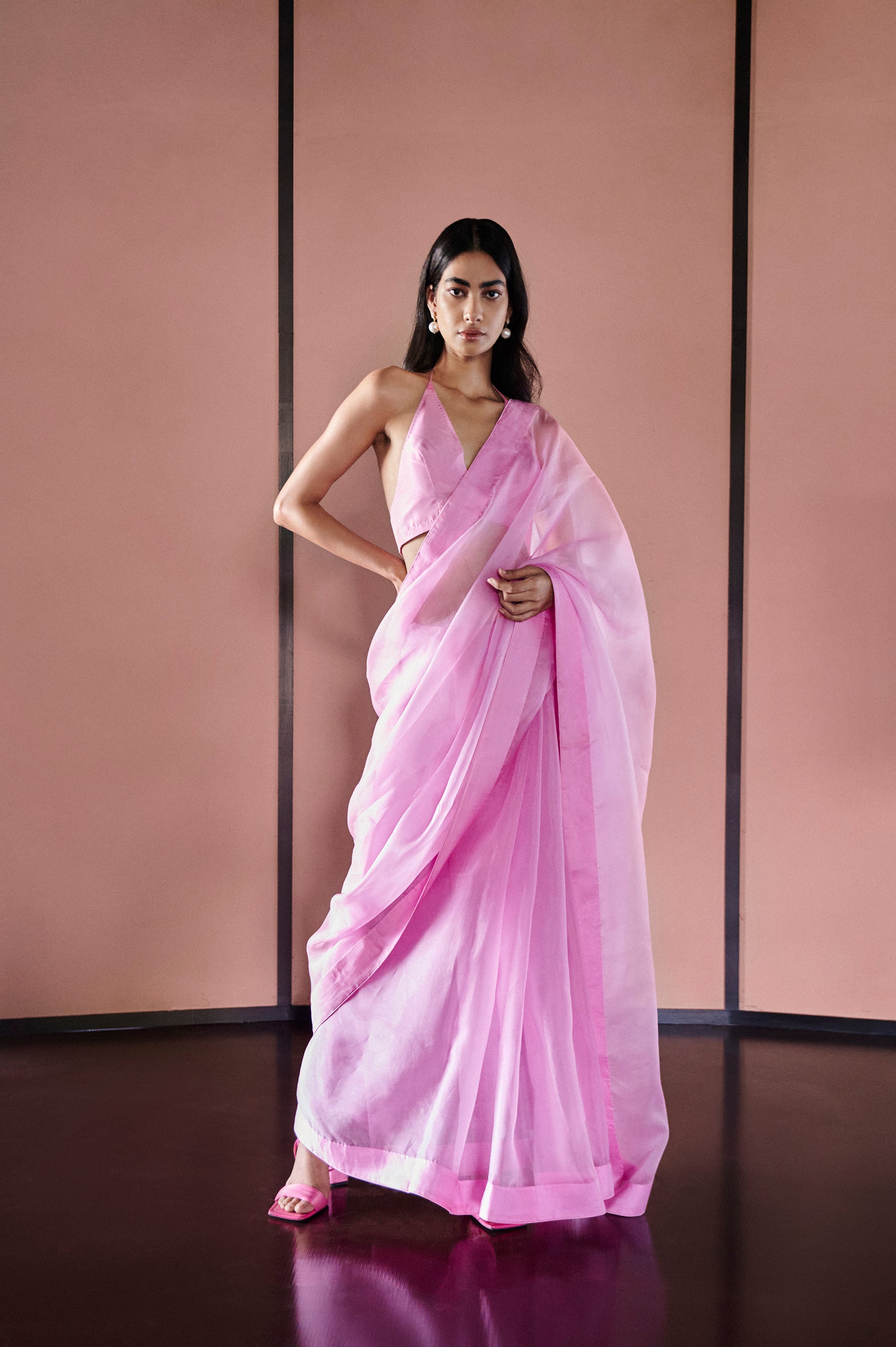 Baby Pink Plain Linen Saree With Silver Border 