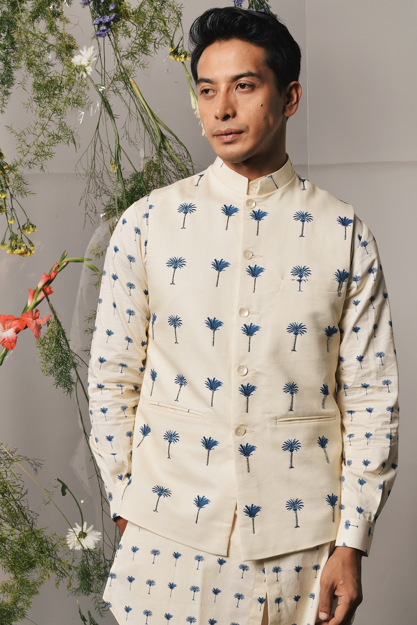 White Palma Embroidered Bandi