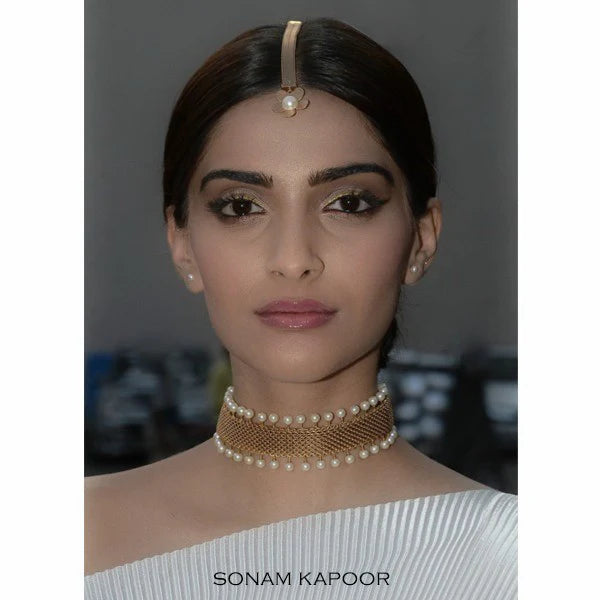 Golden Mesh And Pearl Choker Worn