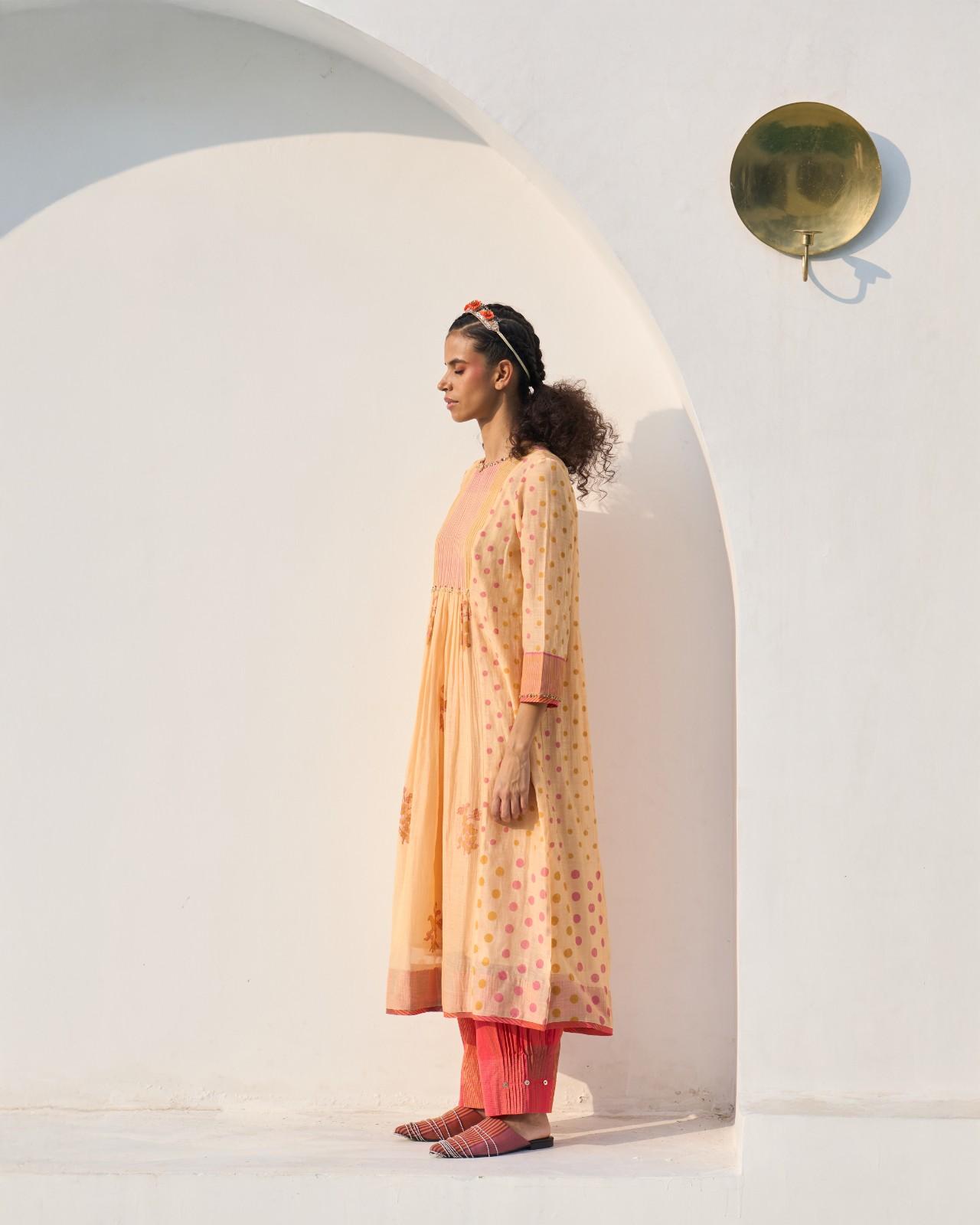 Mira Kurta