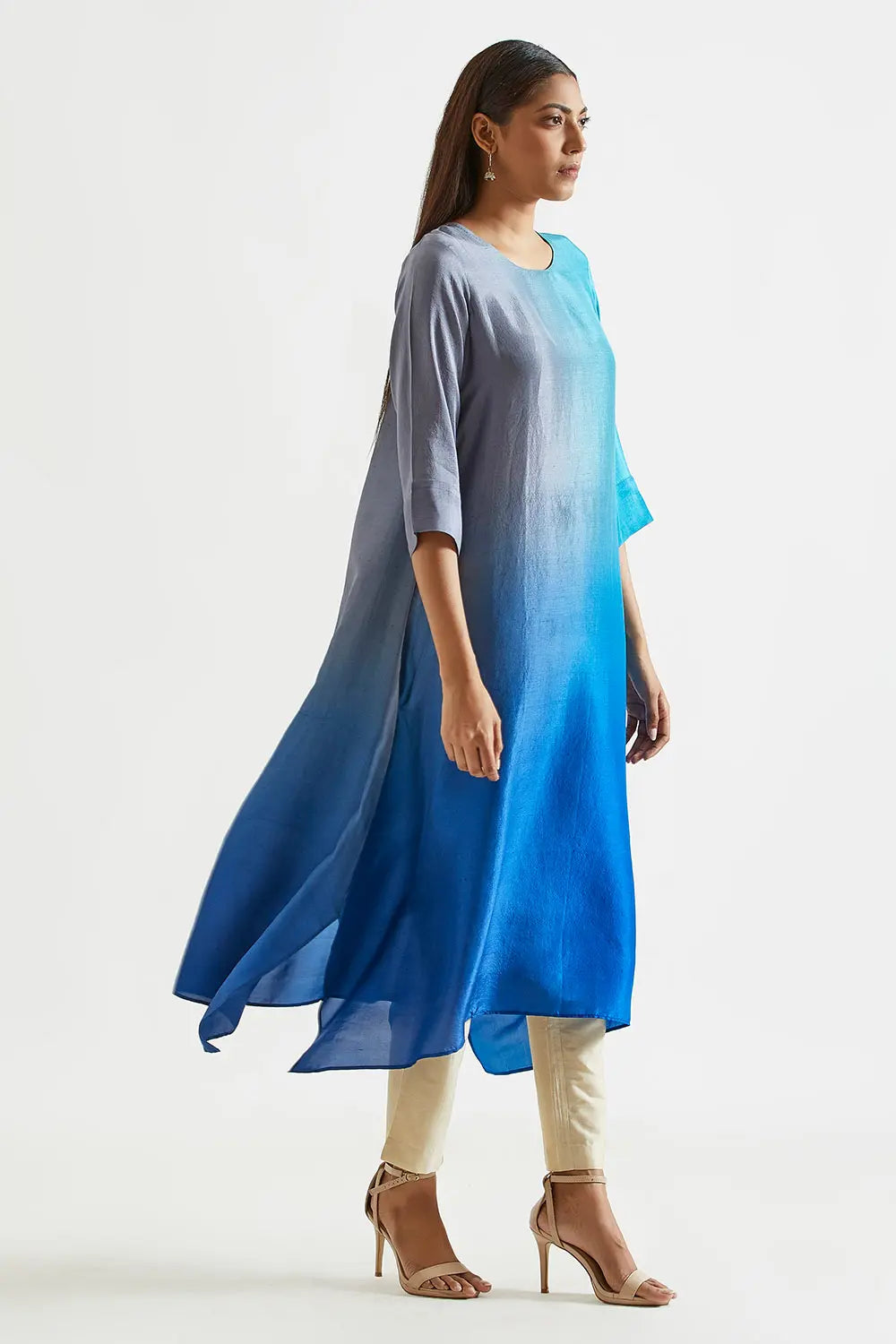 Assyemtrical Ombre Kurta with Stole (2pc)