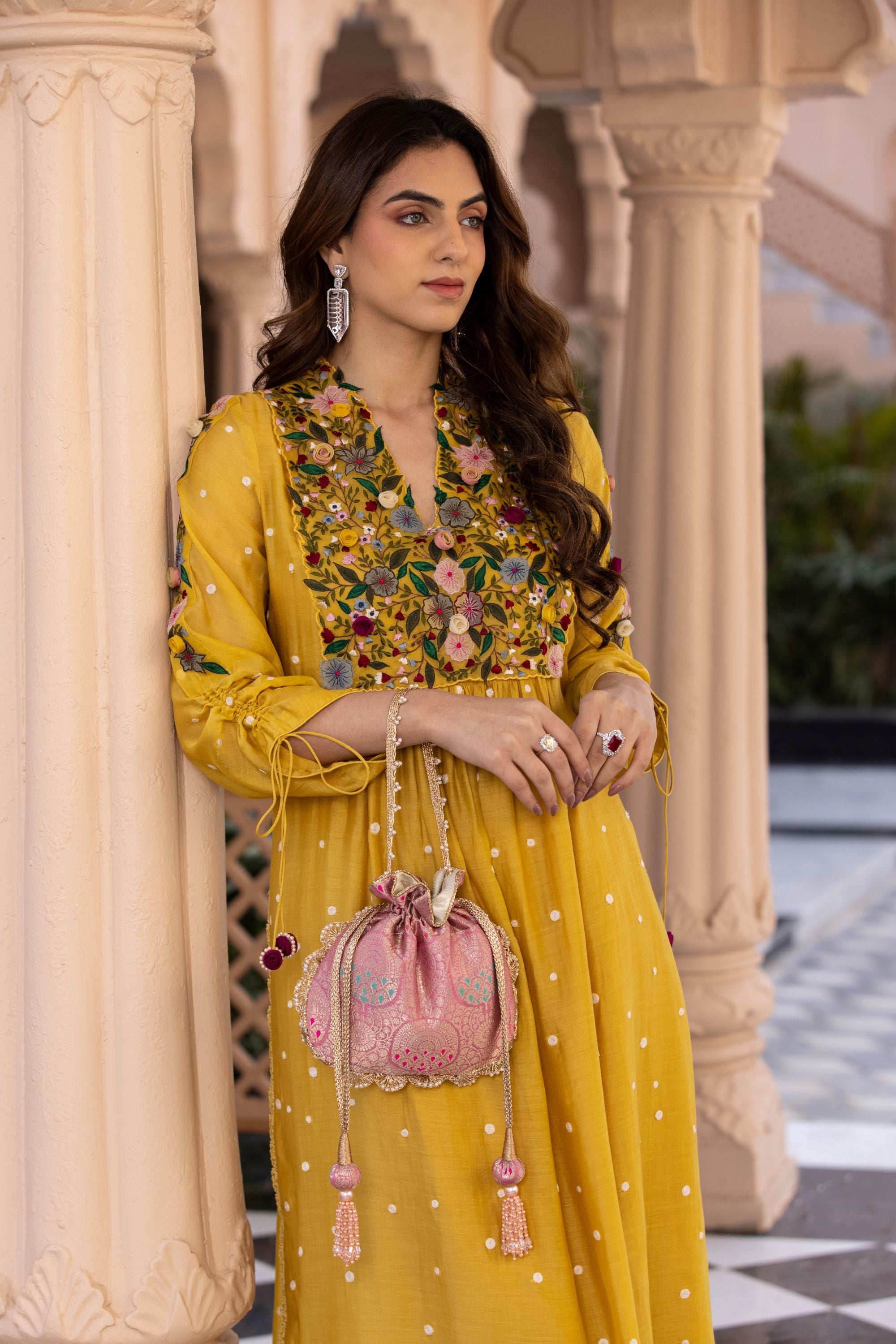 Kashi Pink Banarasi Potli