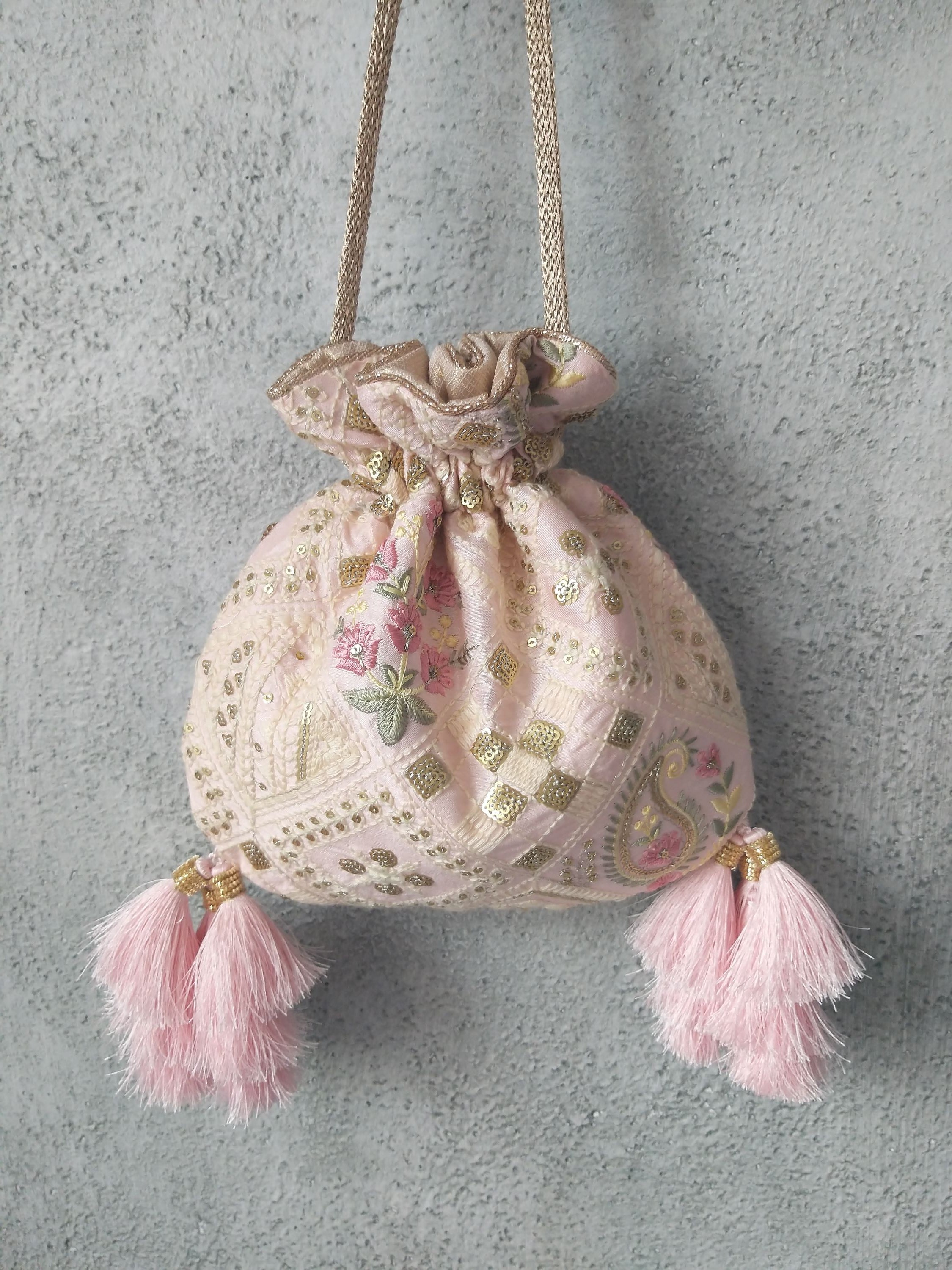 Noor Baby Pink Potli