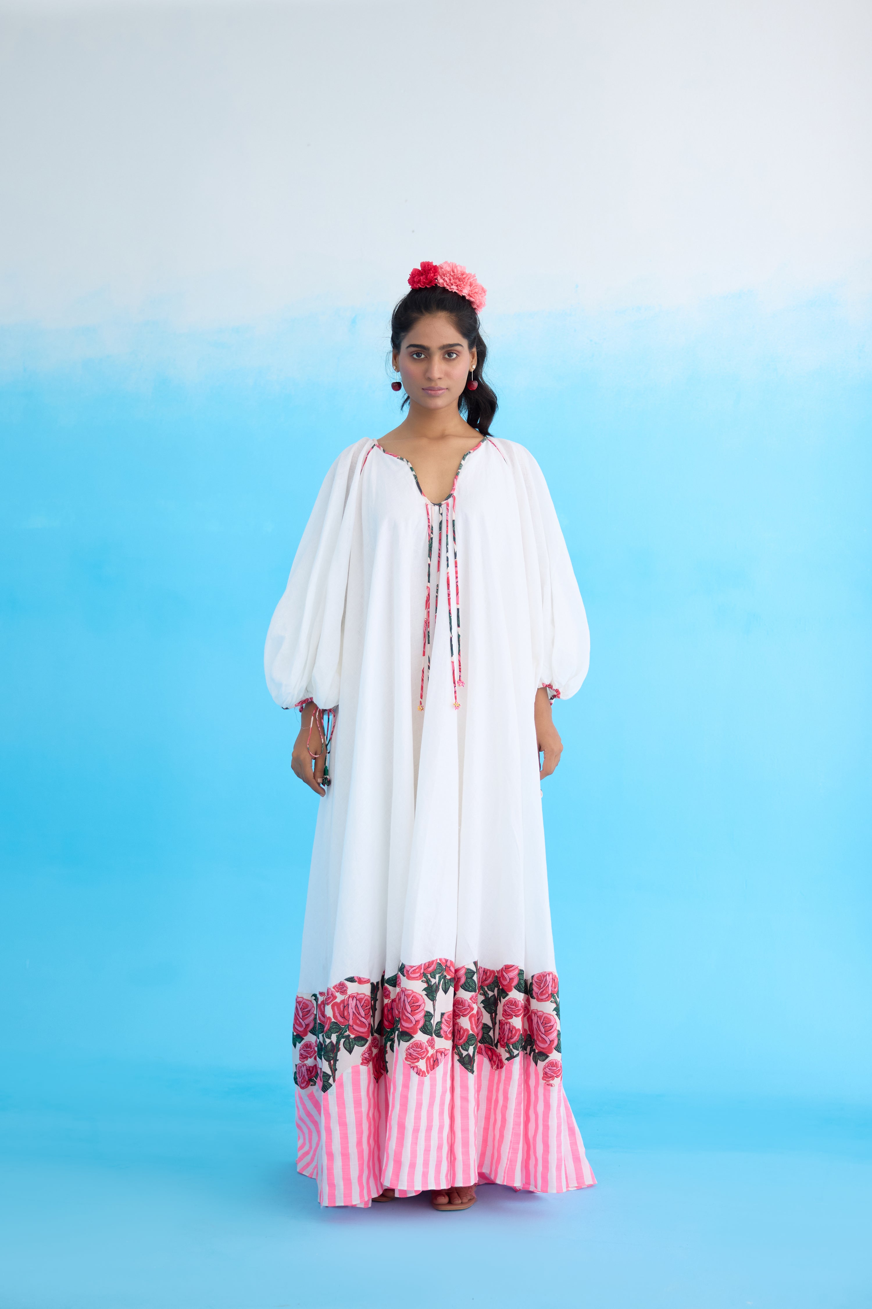 White Bubble Sleeves Maxi Dress