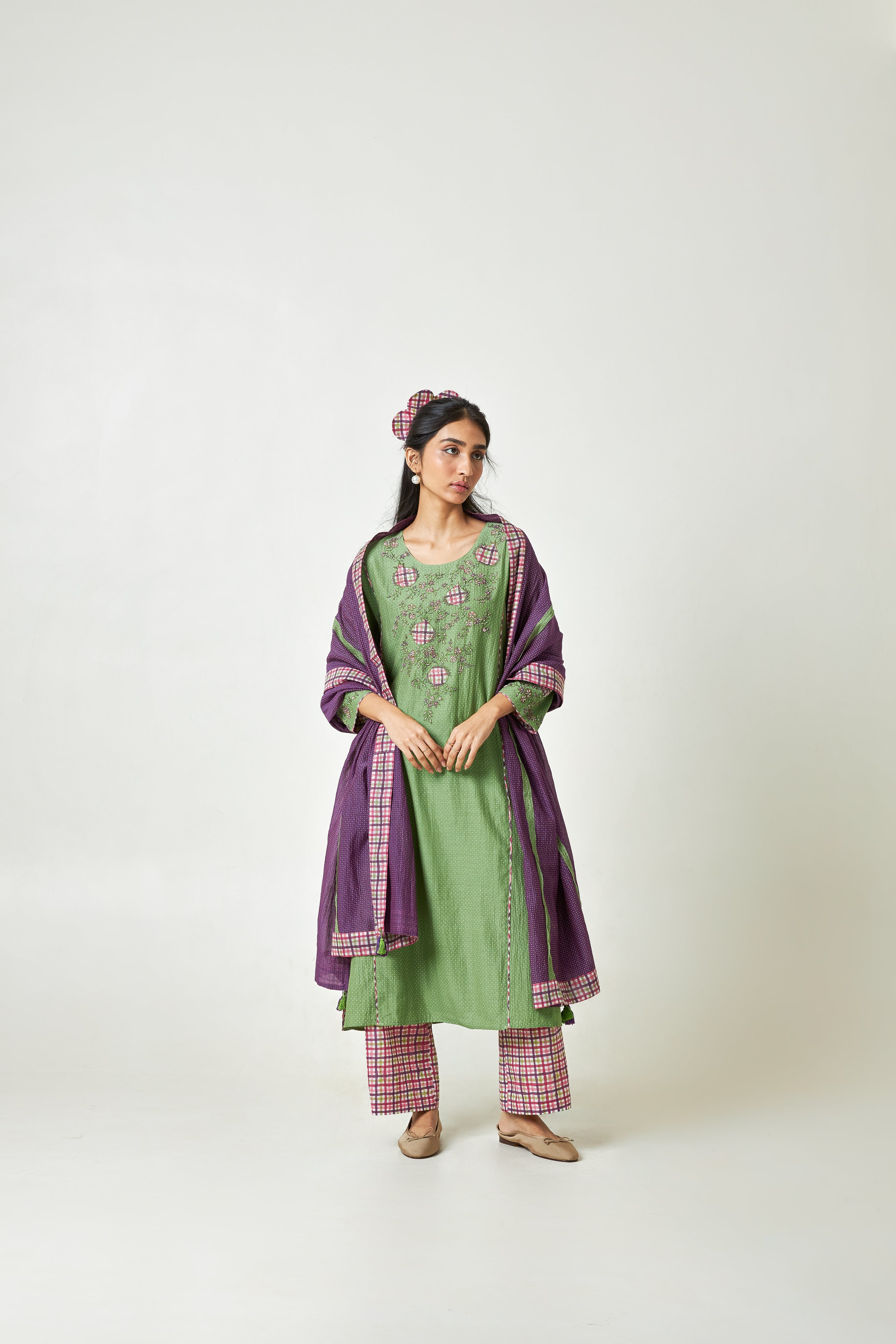 Kiwi Mist Embroidered Kurta Set- Set Of 3