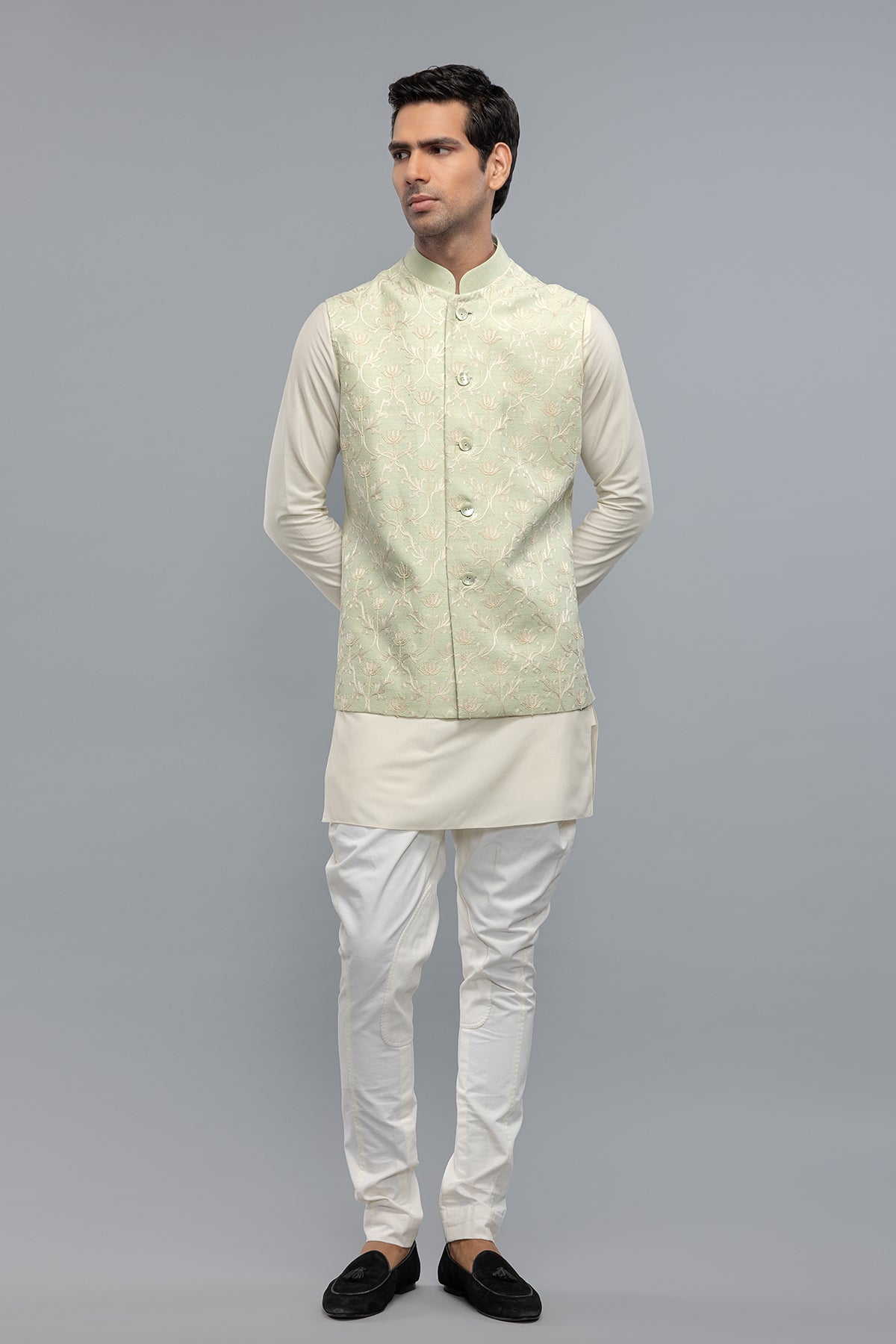 Men's Matka Bundi With Resham Embroidery