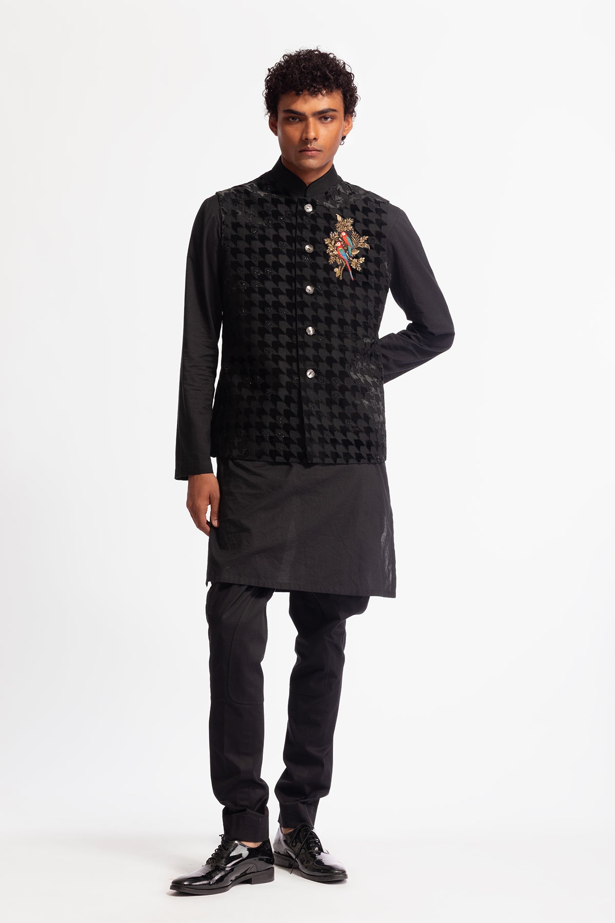 Men's Velvet Applique Bundi