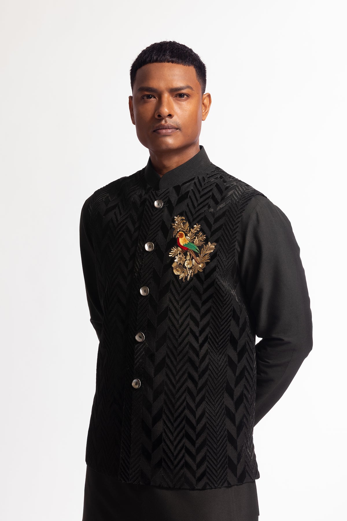 Men's Velvet Applique Bundi