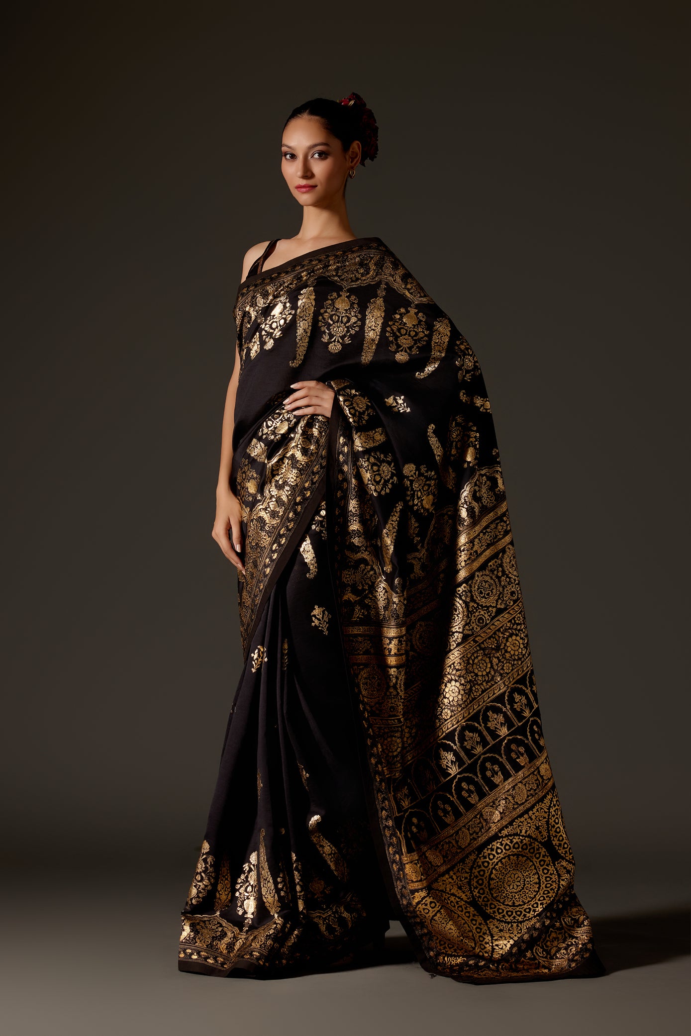 Black Chanderi Saree With Foil Print