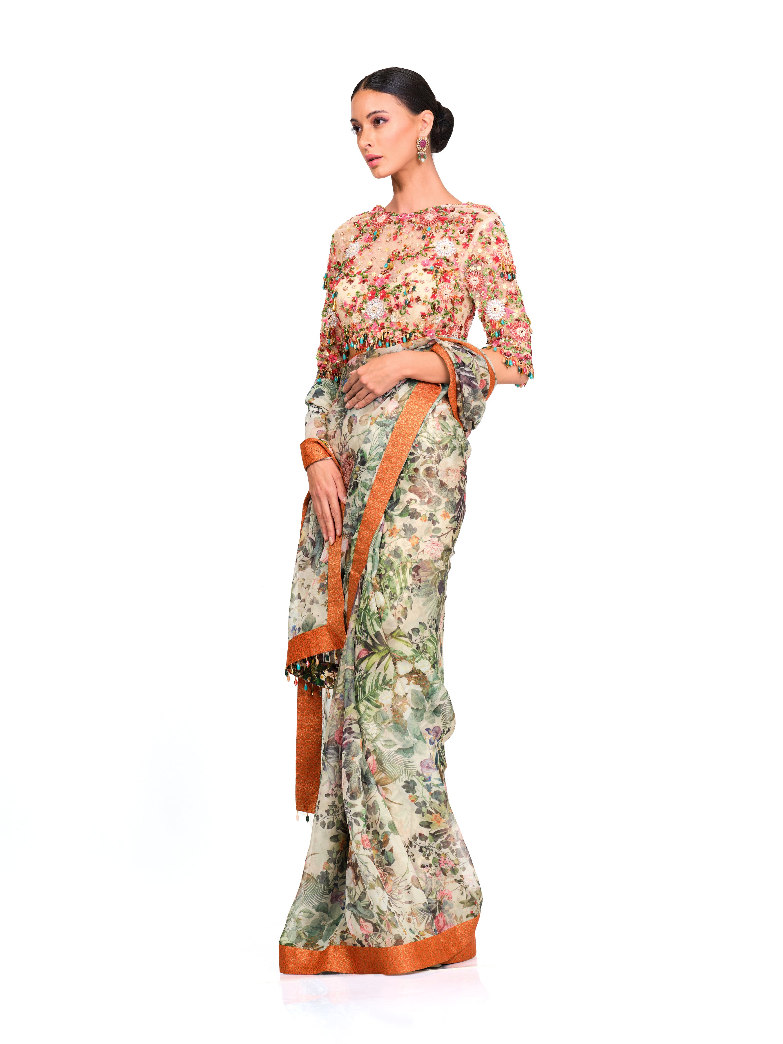 Printed Organza Saree With Tassel Blouse