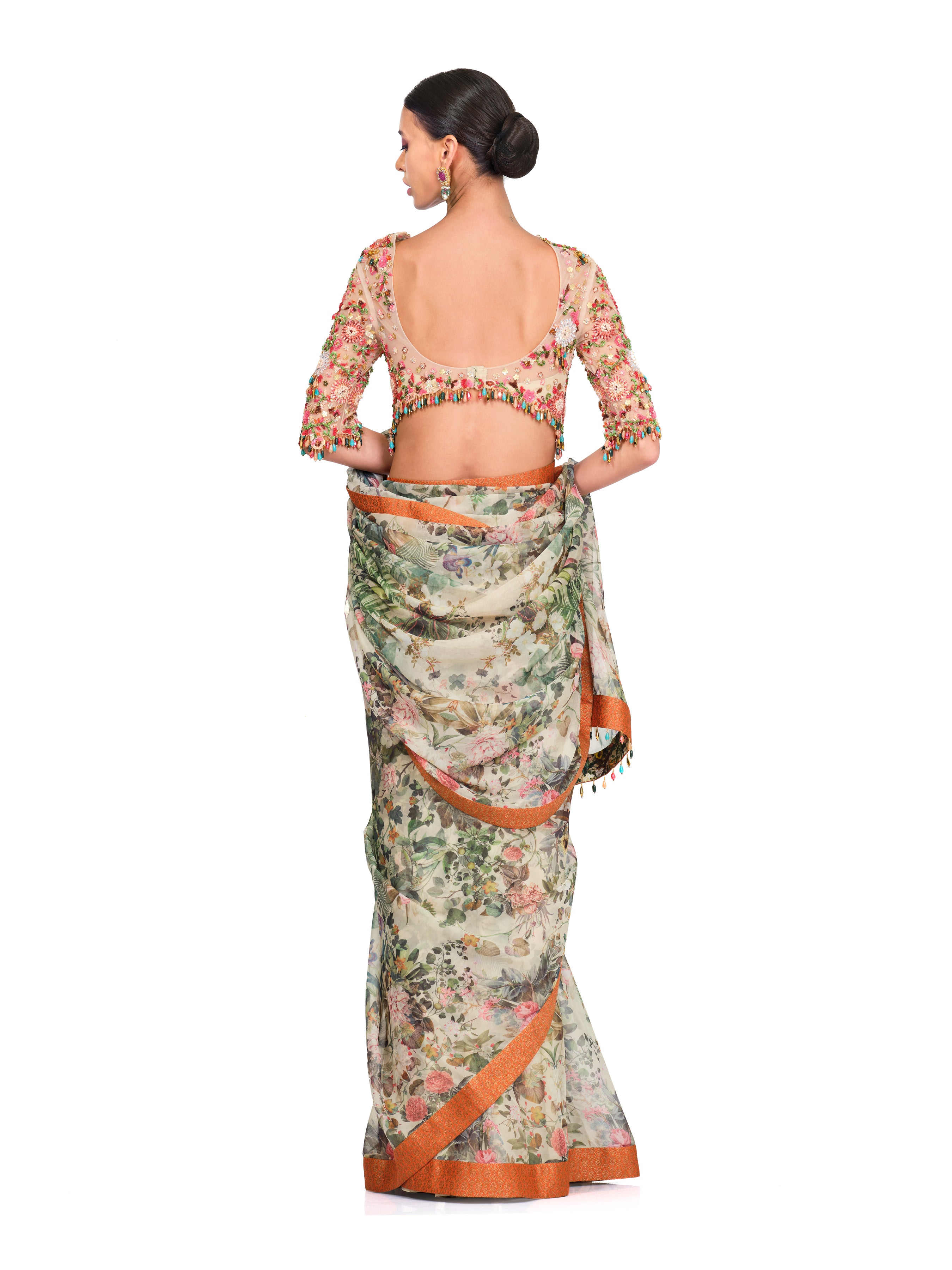 Printed Organza Saree With Tassel Blouse