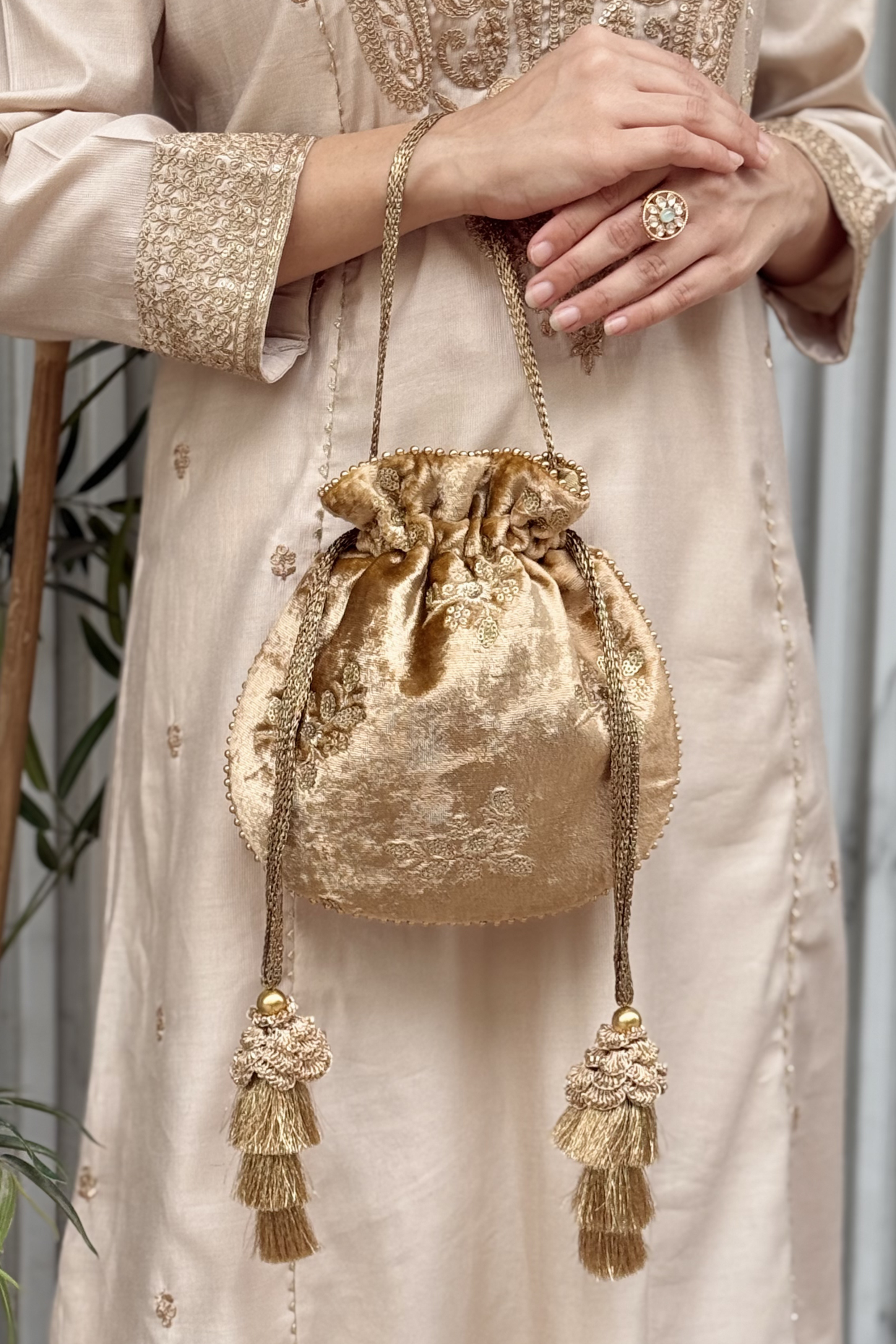 Ras Velvet Embroidered Potli - Gold