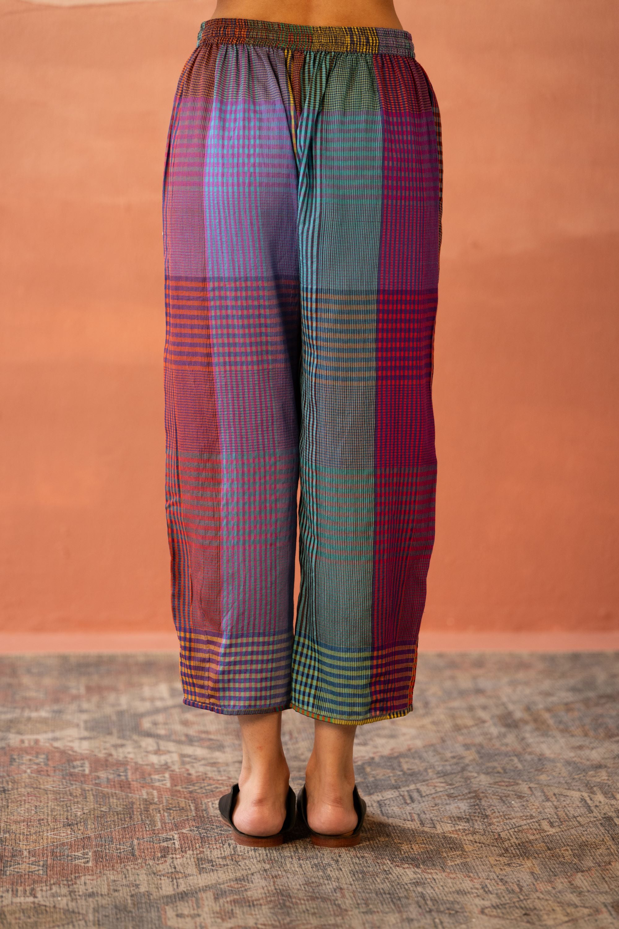 Gamila Pant