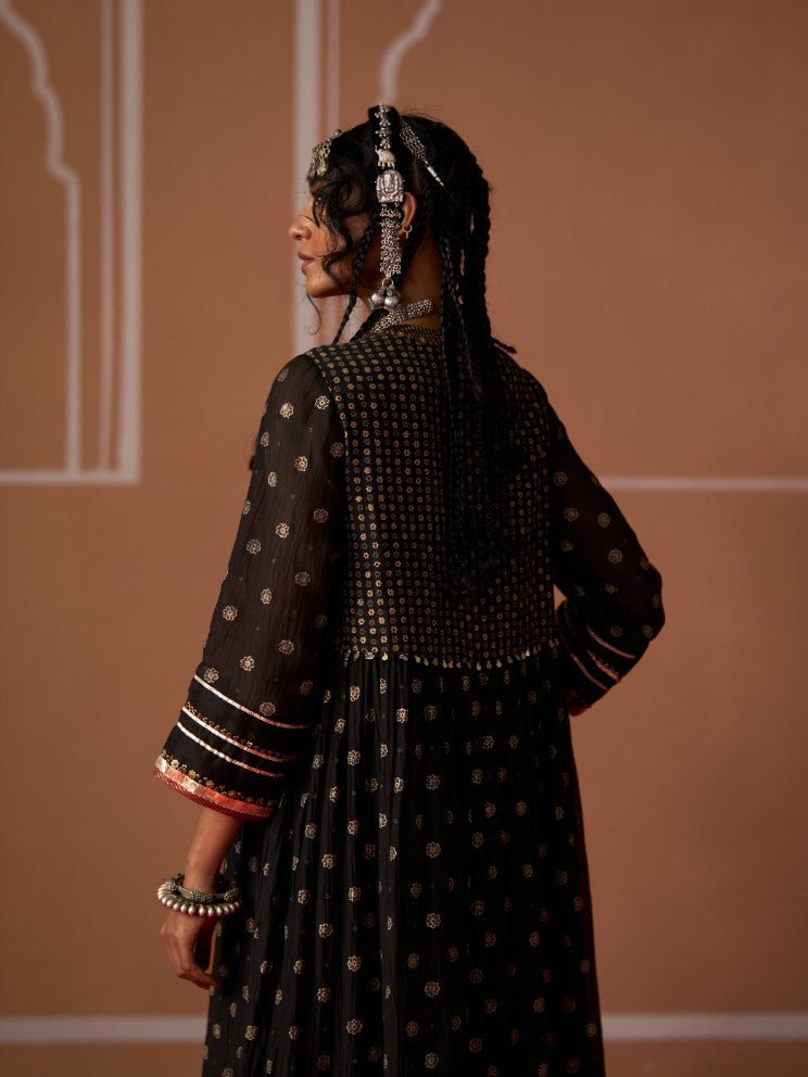 Meenal Kurta