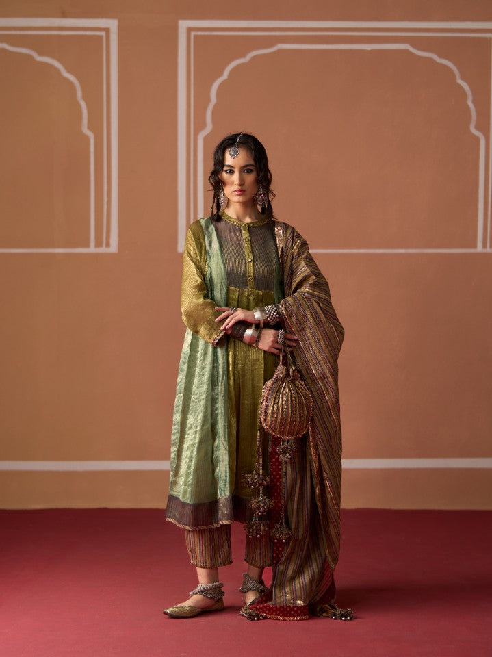 Advik Kurta
