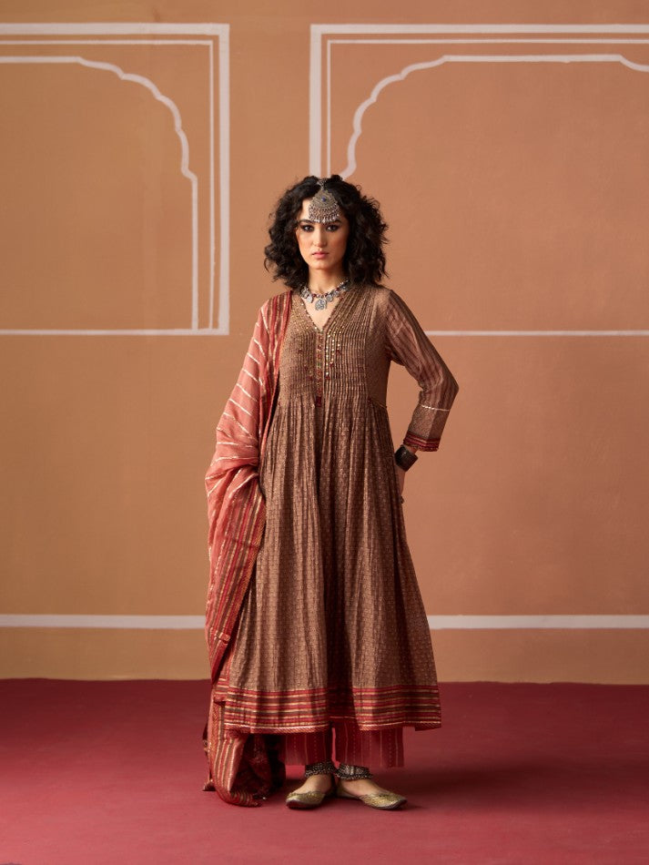 Moira Kurta