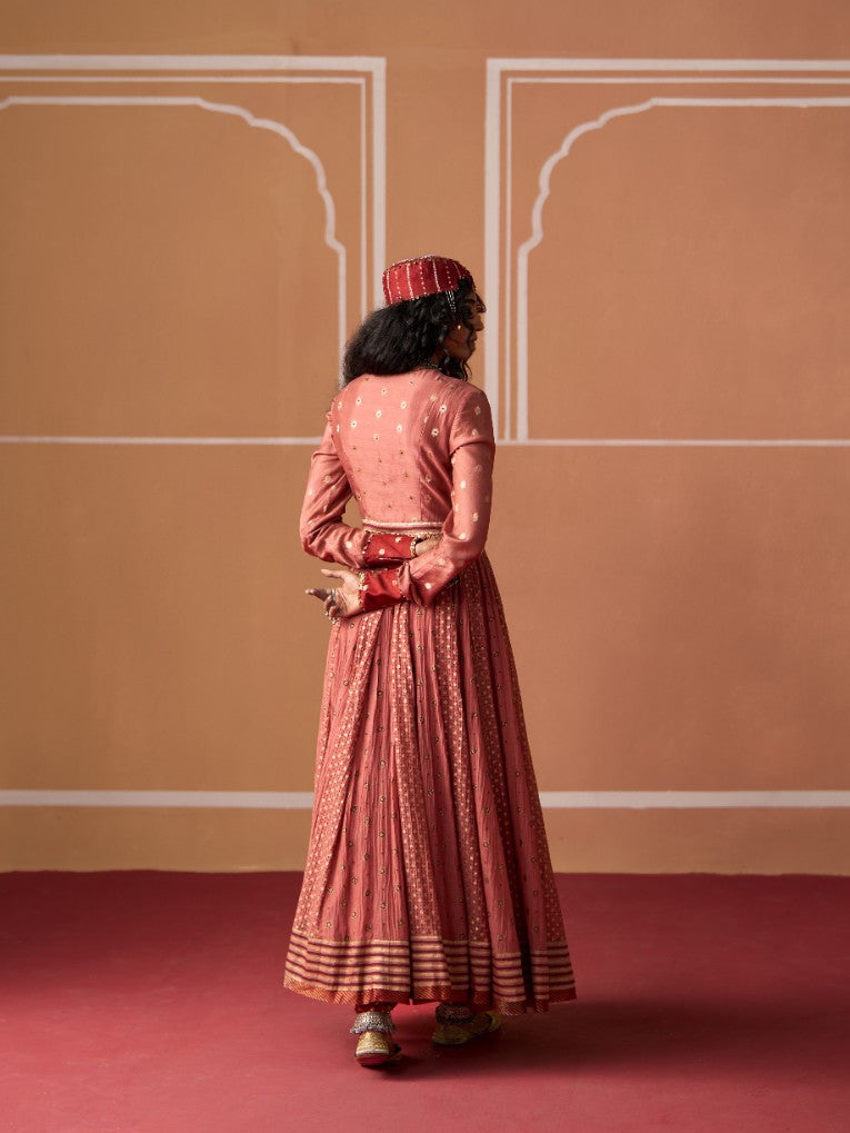 Krisha Kurta
tania Churidar