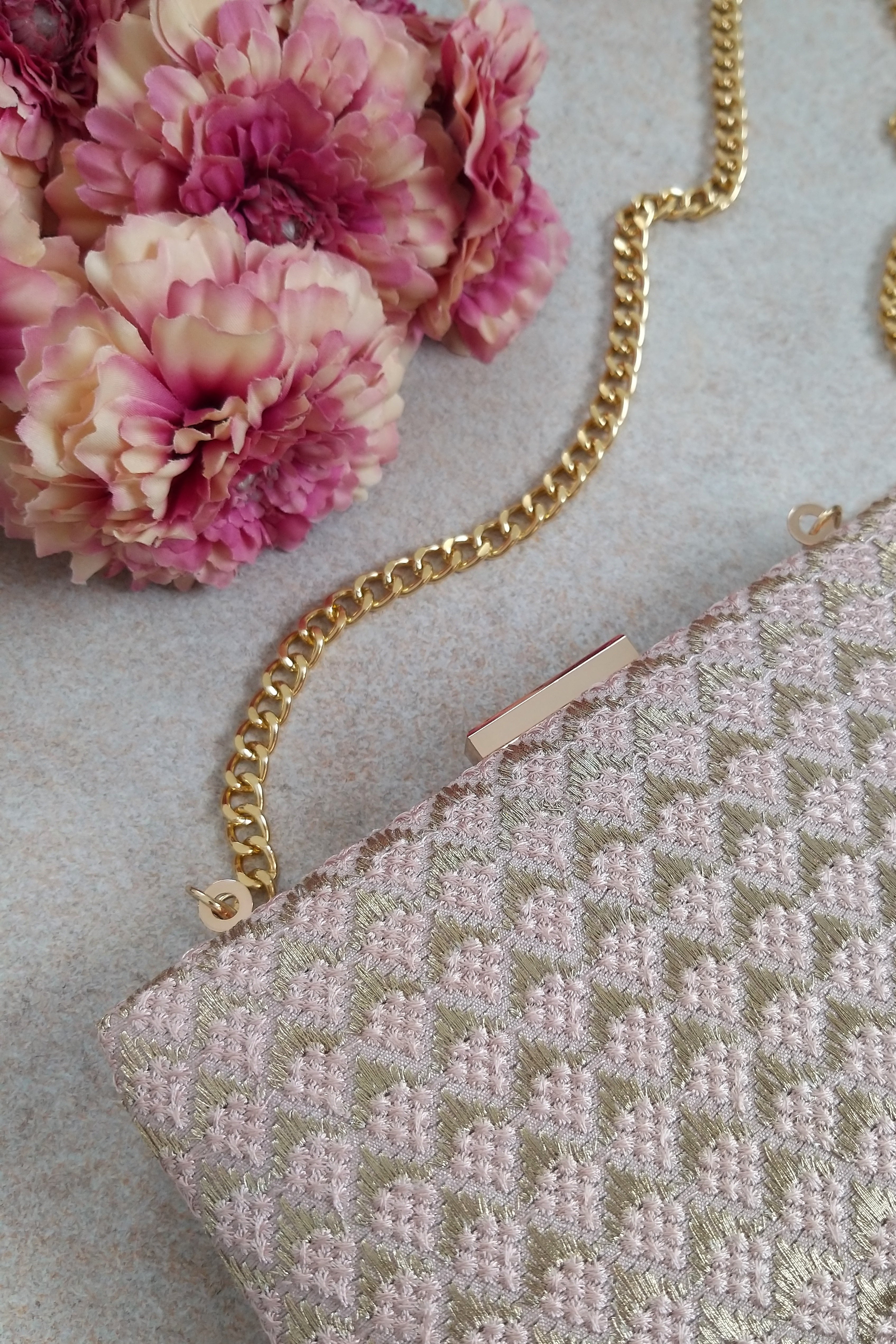 Serenade Threadwork Clutch Baby Pink