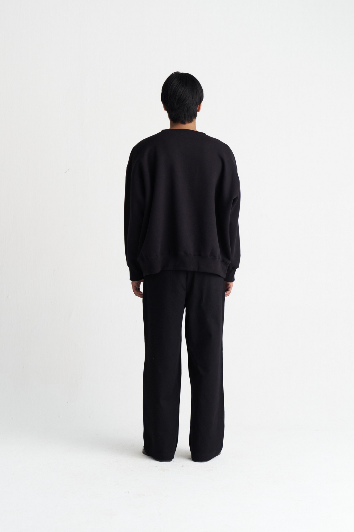 Circle Emb. Jumper