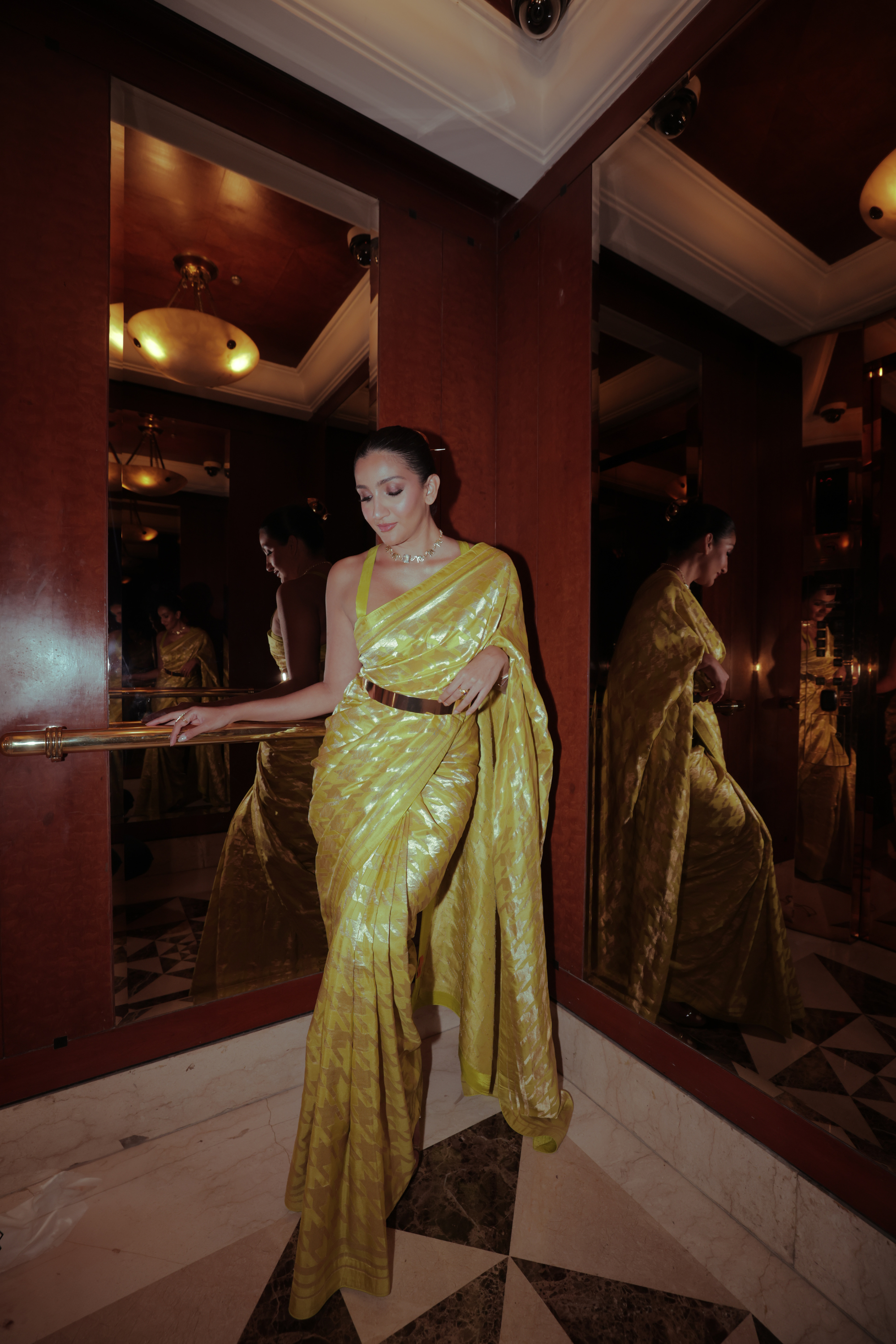 Espresso Open Border Houndstooth