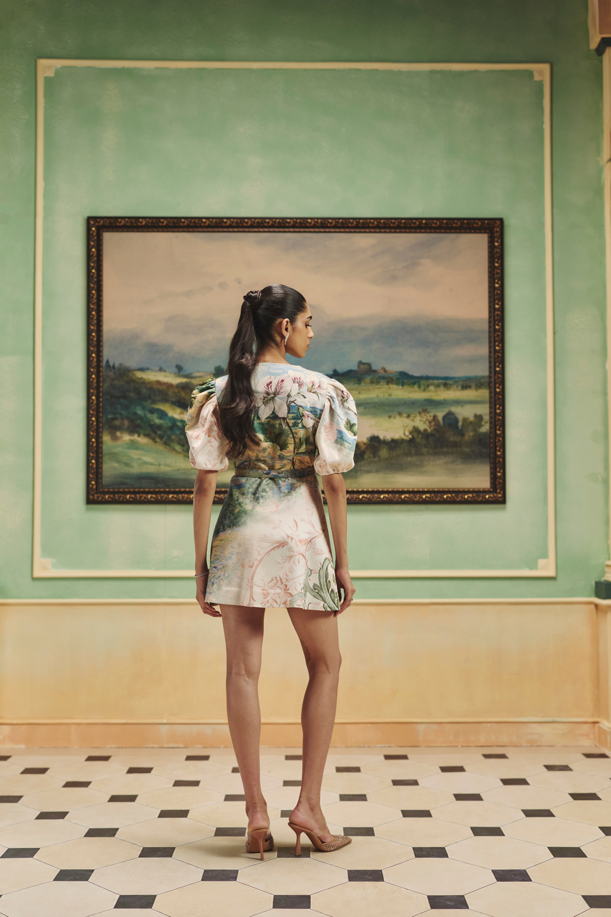 Veinna Amberlace Dress