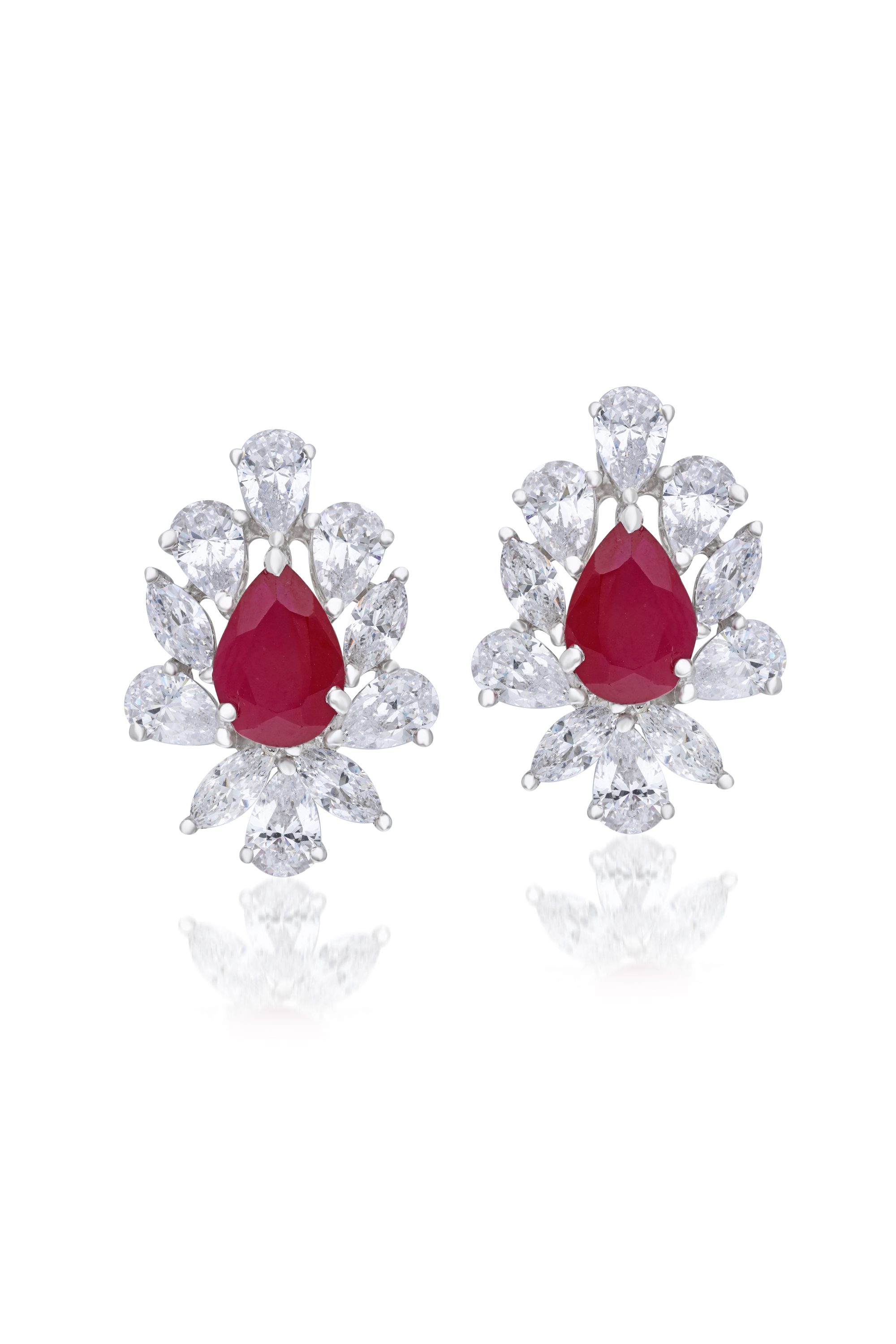 Earrings In White Swarovski Zirconia