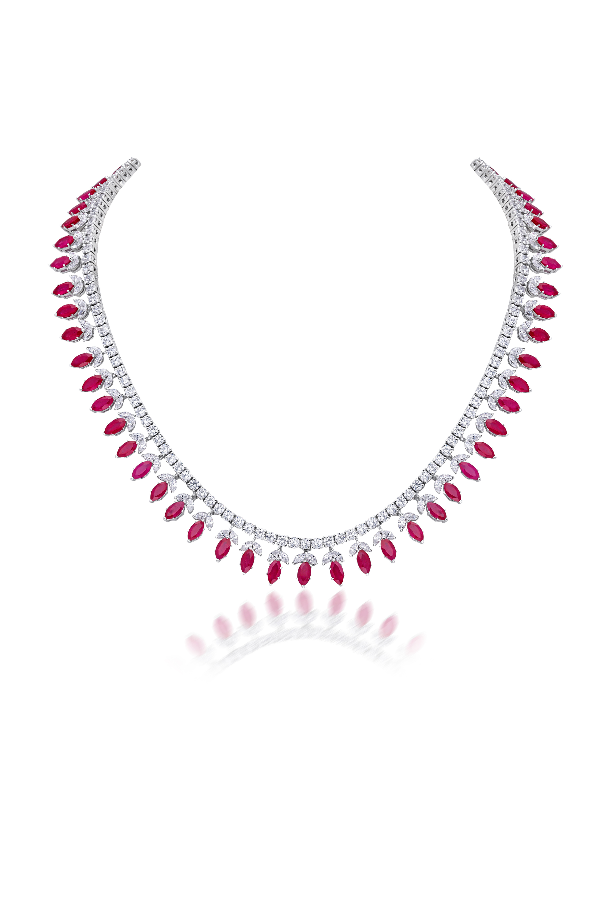 Wreath Necklace